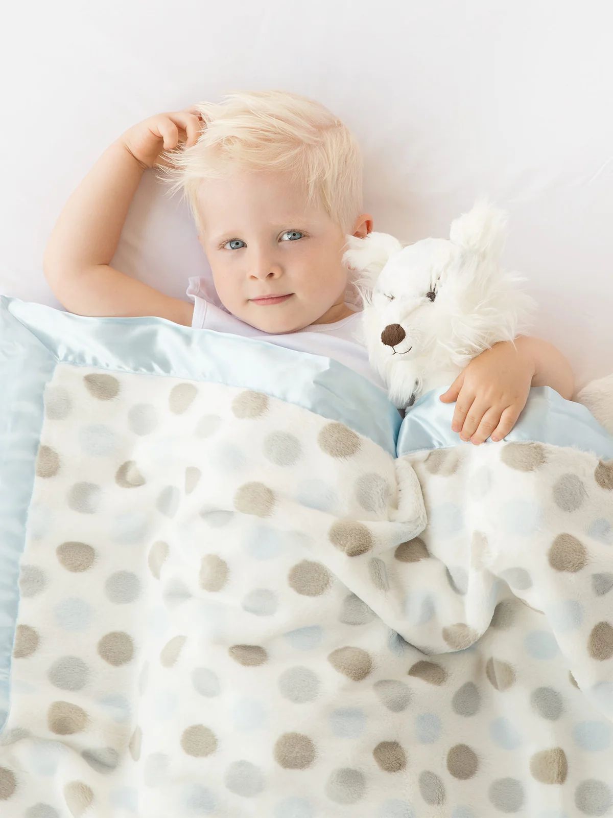 Luxe™ Dot Baby Blanket | Little Giraffe