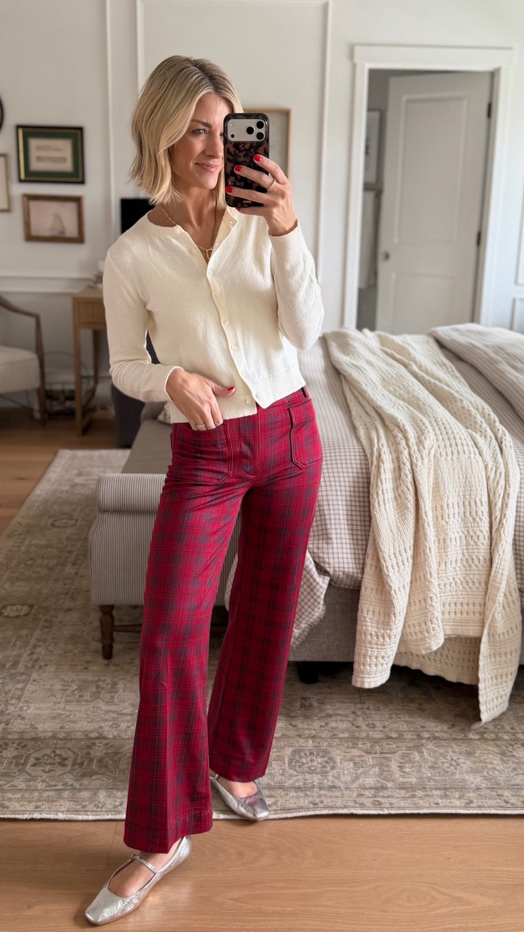 Another holiday party look! Wearing my true size 25 in these pants.

#LTKootd #LTKOver40 #LTKSeasonal