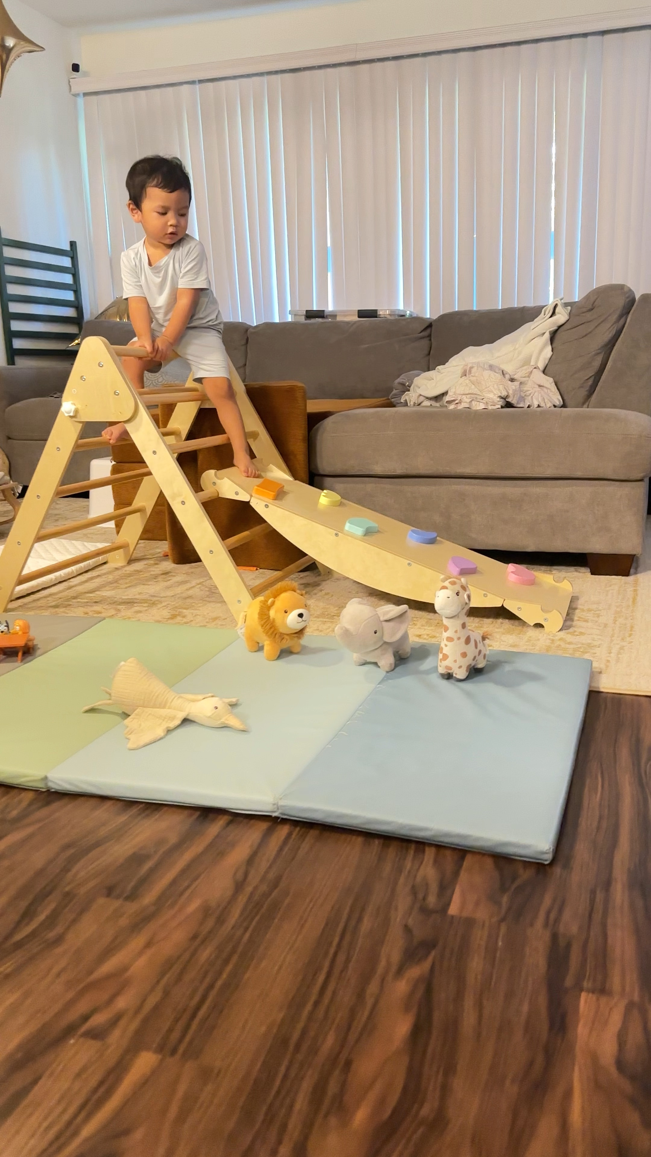 Play time with Lucalux pickler set 🤍🫶🏼✨  I love watching my toddler use his imagination and creativity during play time 🩵

#LTKKids #LTKVideo #LTKHome