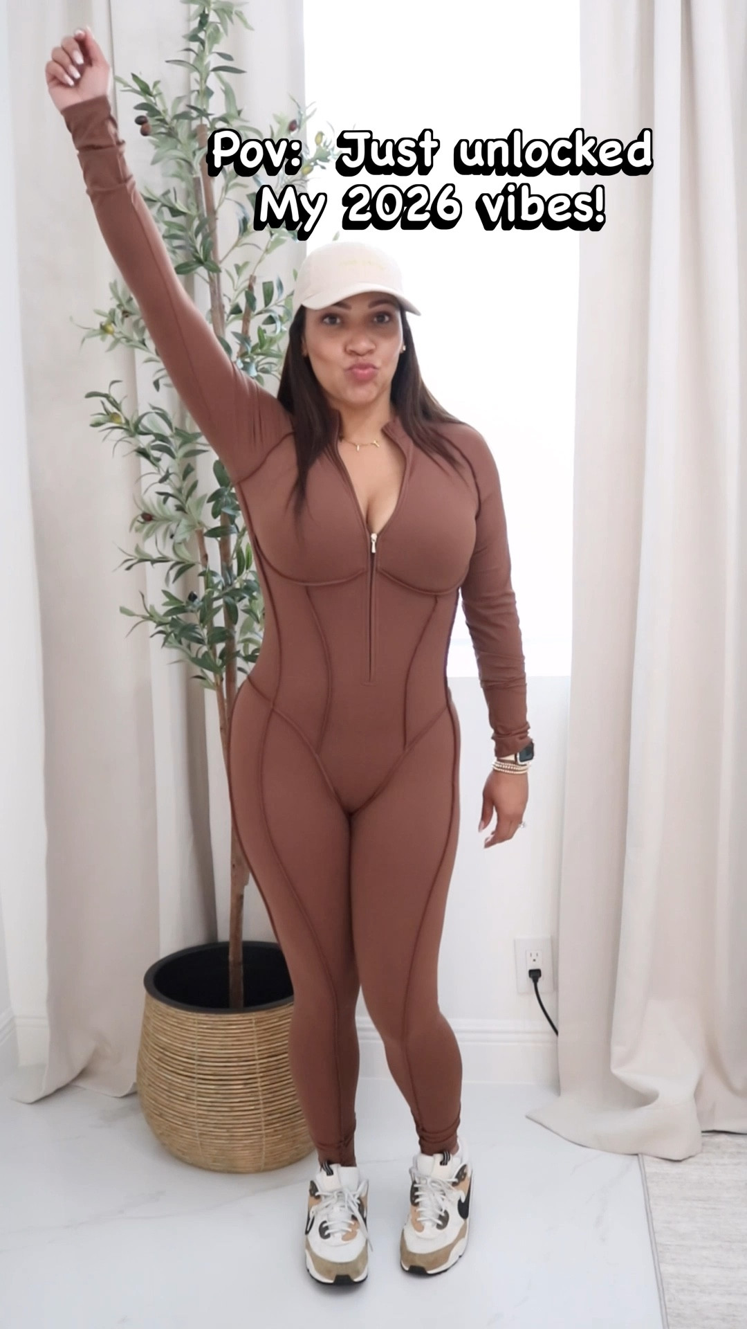 ✨ Hot mom energy only 💪🔥
New year, new goals, and a whole new activewear rotation. These SHEIN workout sets are snatching, comfy, and mom-approved — perfect for gym days, errands, or just feeling cute while getting things done 😮‍🔥

If you’re resetting your routine and stepping into your confident era, this is your sign ✨
🛍️ Shop all my activewear looks here

🔎 Favorite stores to search on SHEIN:
Dewbera | NcmRyu | Slayform

#LTKgrwm #LTKdayinmylife #LTKHome