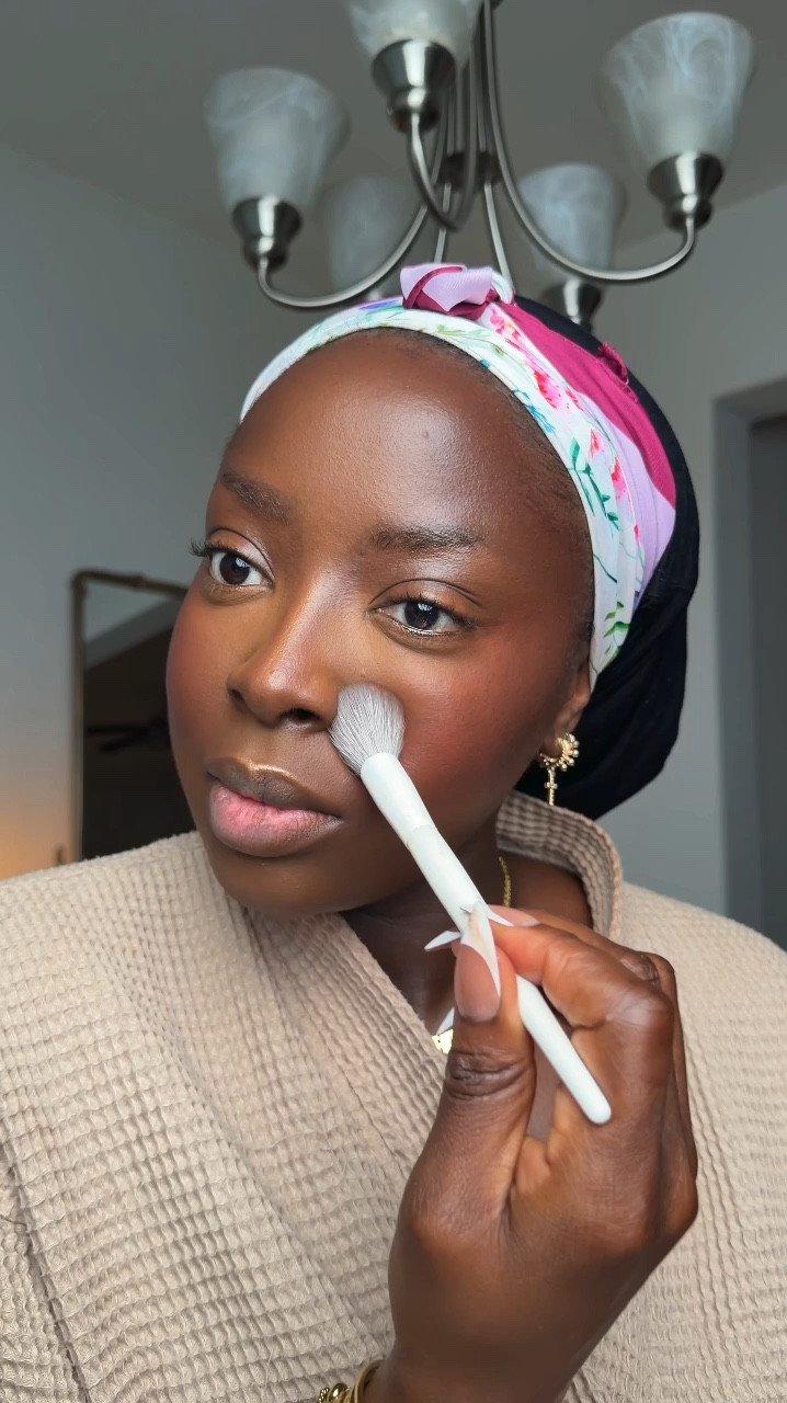 Always blending the concealer with the blush so that there are no harsh lines!