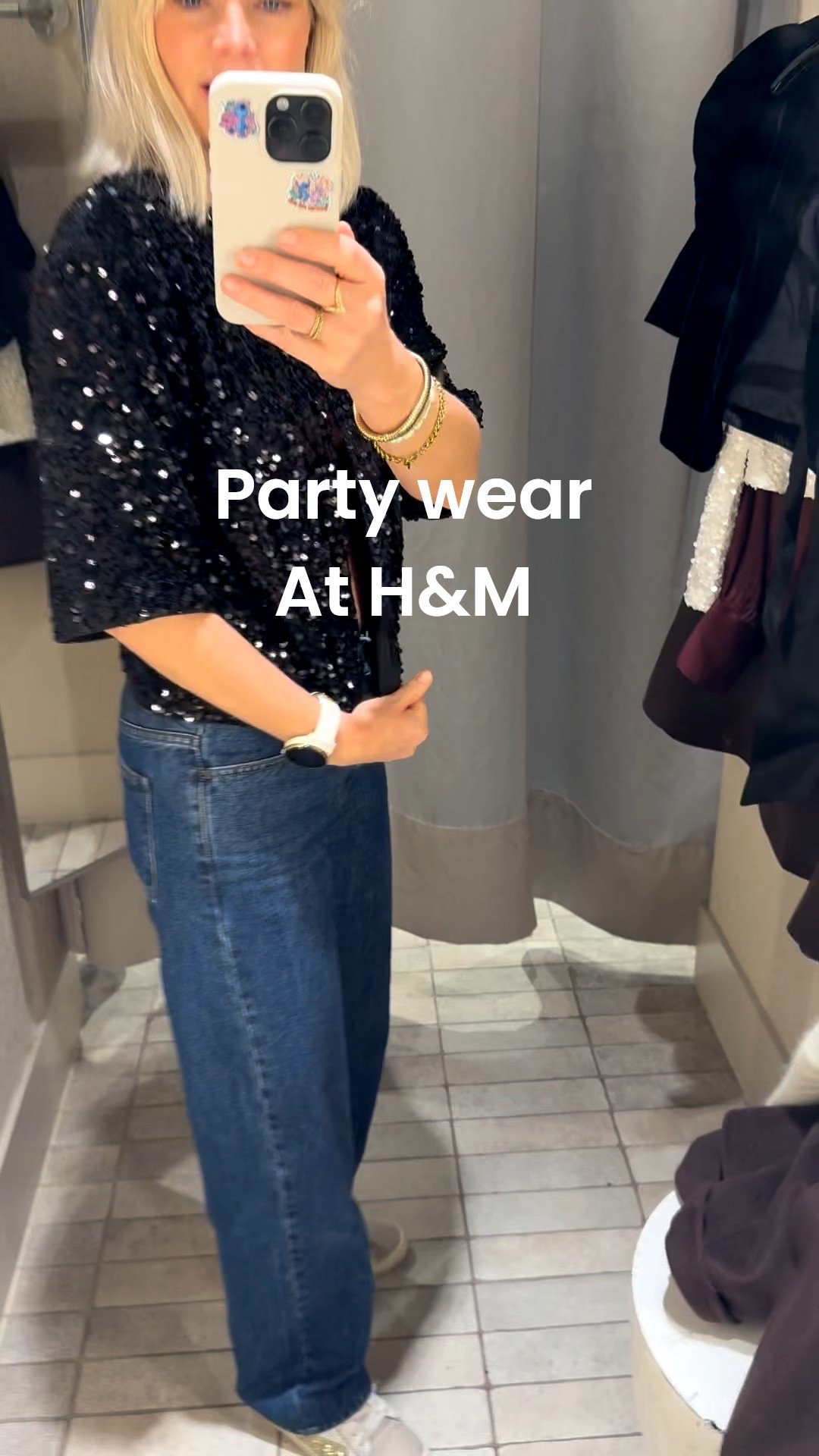Sequin jackets and nice blouses at H&M 

Love the burgundy/grape colour of the blouses too. The first one also comes in a gorgeous red ❤️

Wearing XS in all

Christmas outfits
Party outfits 
Jeans and a nice top
Sequins 




#LTKdatenight #LTKfestive #LTKautumn