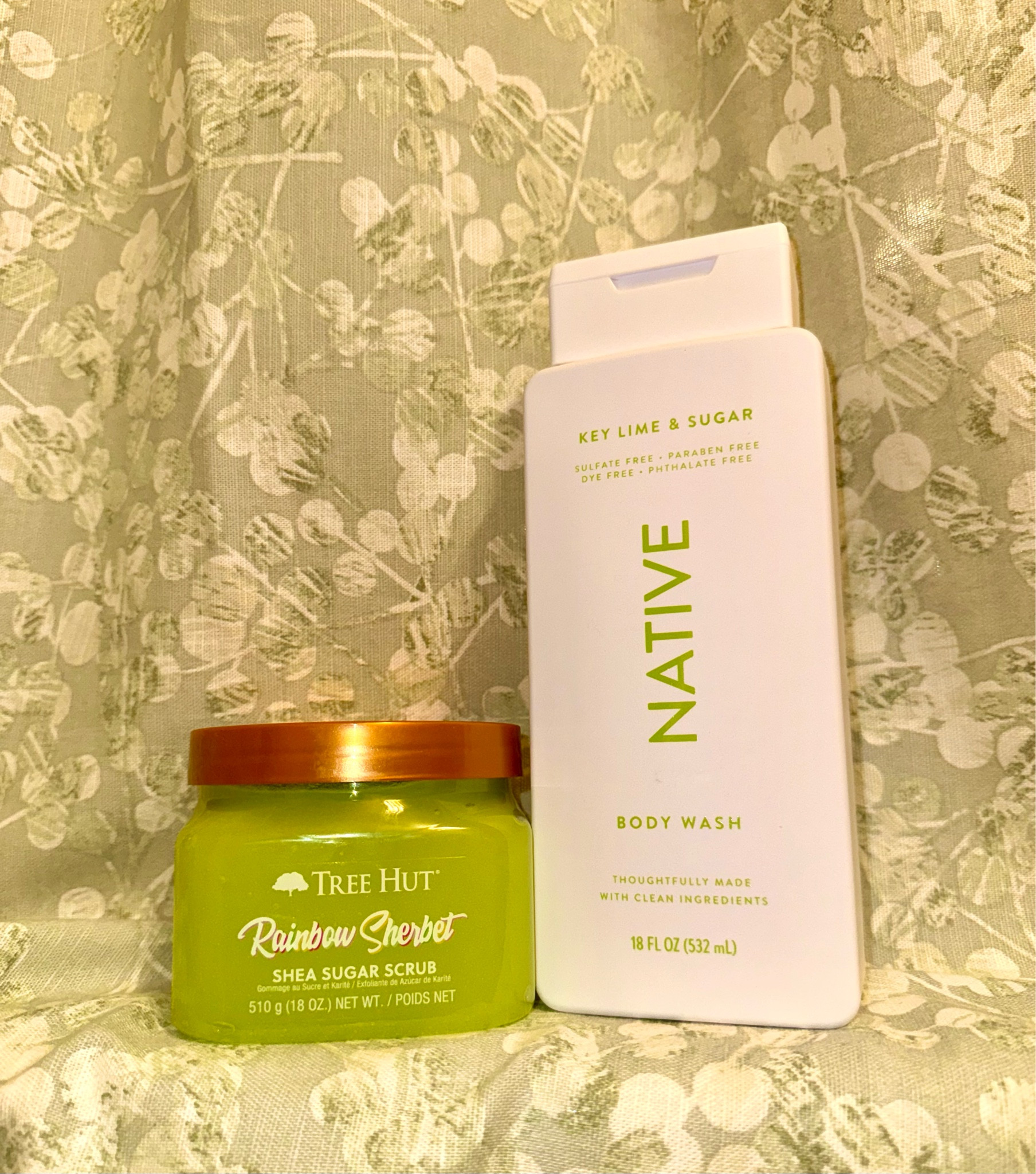 Current favorite scent of the summer 🍋‍🟩 

#LTKStyleTip #LTKSeasonal #LTKBeauty