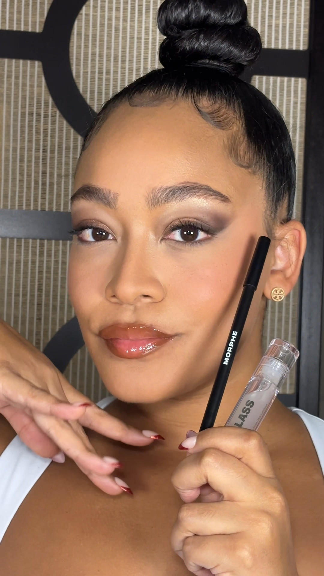 Natural lip combo ft. Morphe! Lip liner - bite me; drip glass - so transparent  

#LTKBeauty