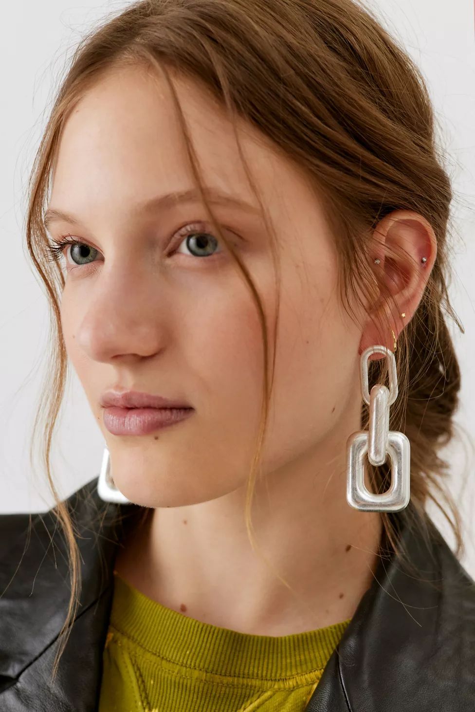 Josie Statement Link Earring | Urban Outfitters (US and RoW)