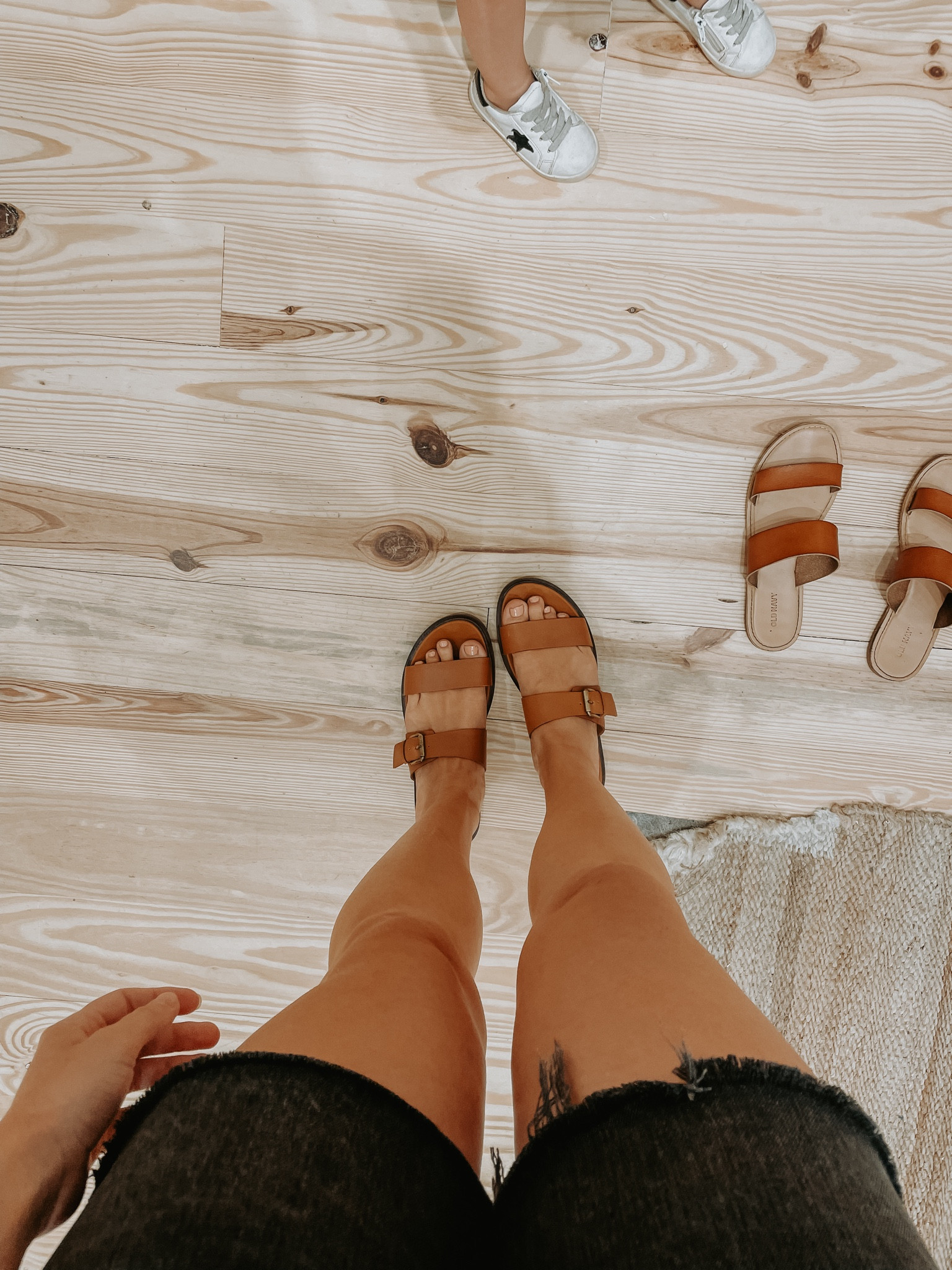 Summer Sandals 💛
#Madewell
#Madewellsandals
#DSW
#Summershoes

#LTKSaleAlert #LTKShoeCrush #LTKStyleTip