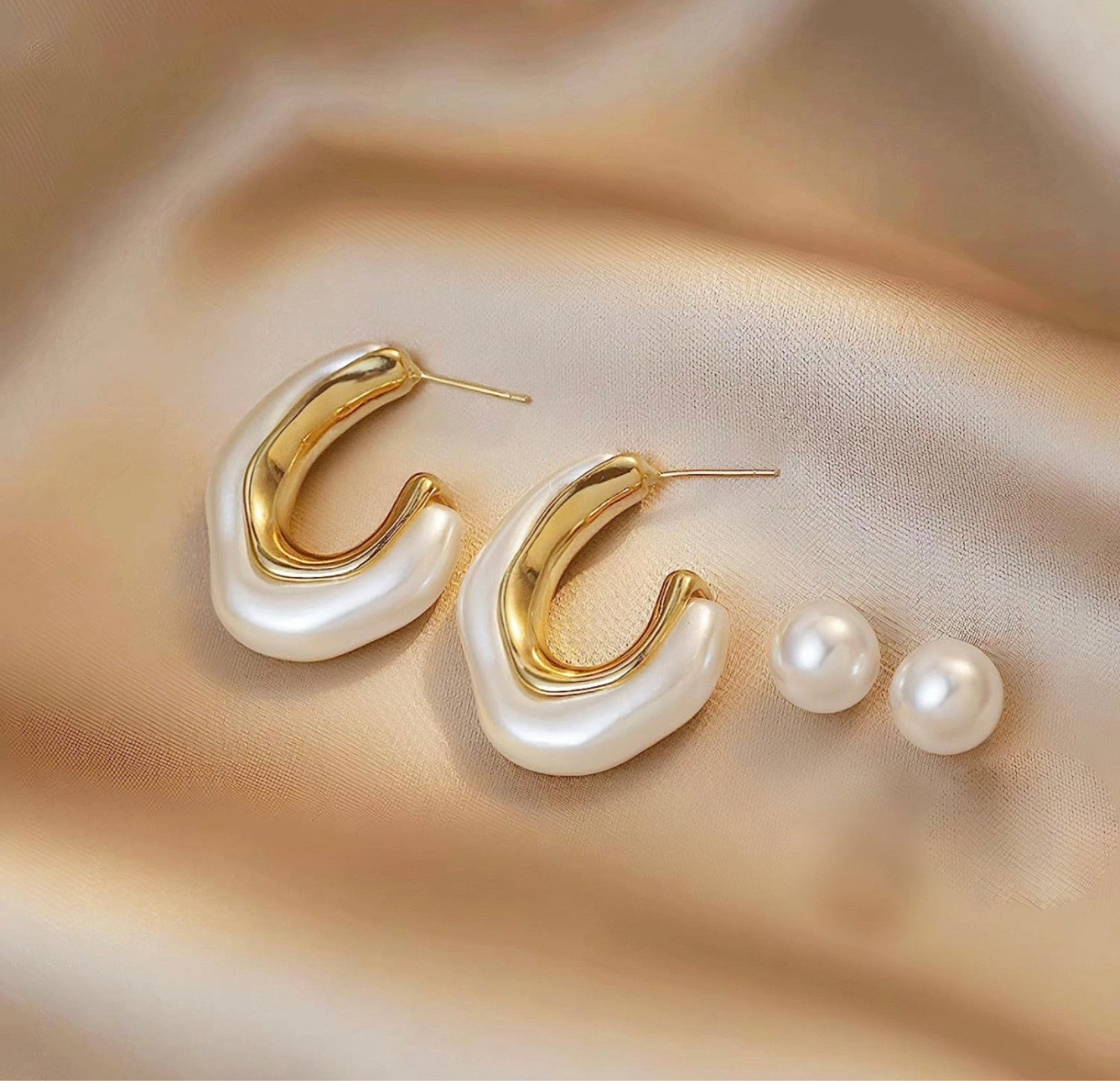 GOLD & PEARL EARRINGS

#LTKFind #LTKbeauty #LTKunder50