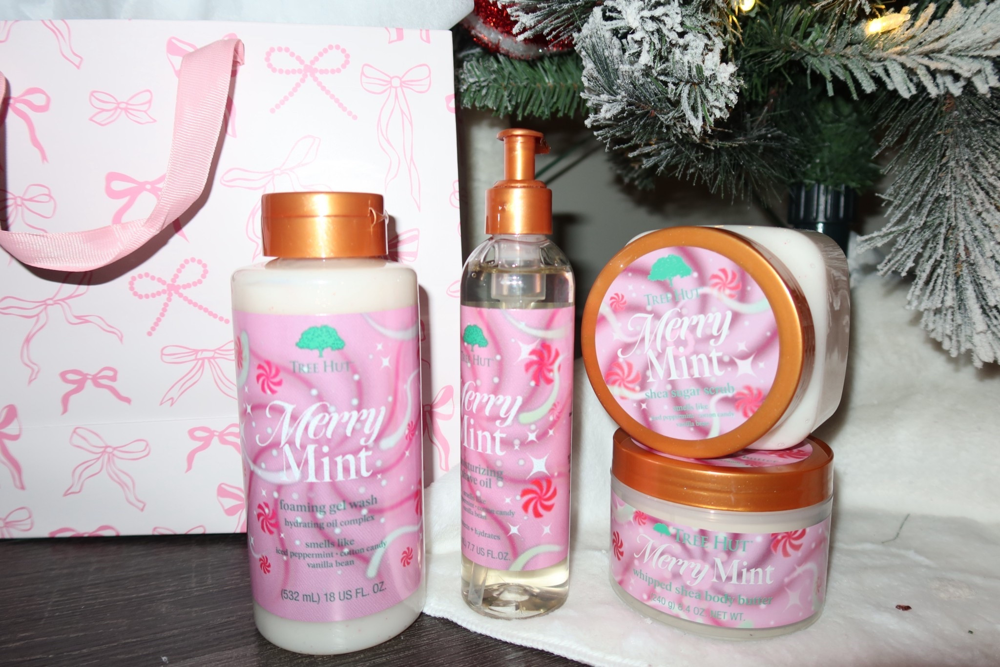 Gift ideas for her!!

Tree hut is a perfect stocking stuffer & gift for all of the women in your life! 💗❄️

I personally love this scent specially because it smells like sugar cookies and vanilla 🧸

#LTKFindsUnder50 #LTKBeauty #LTKGiftGuide