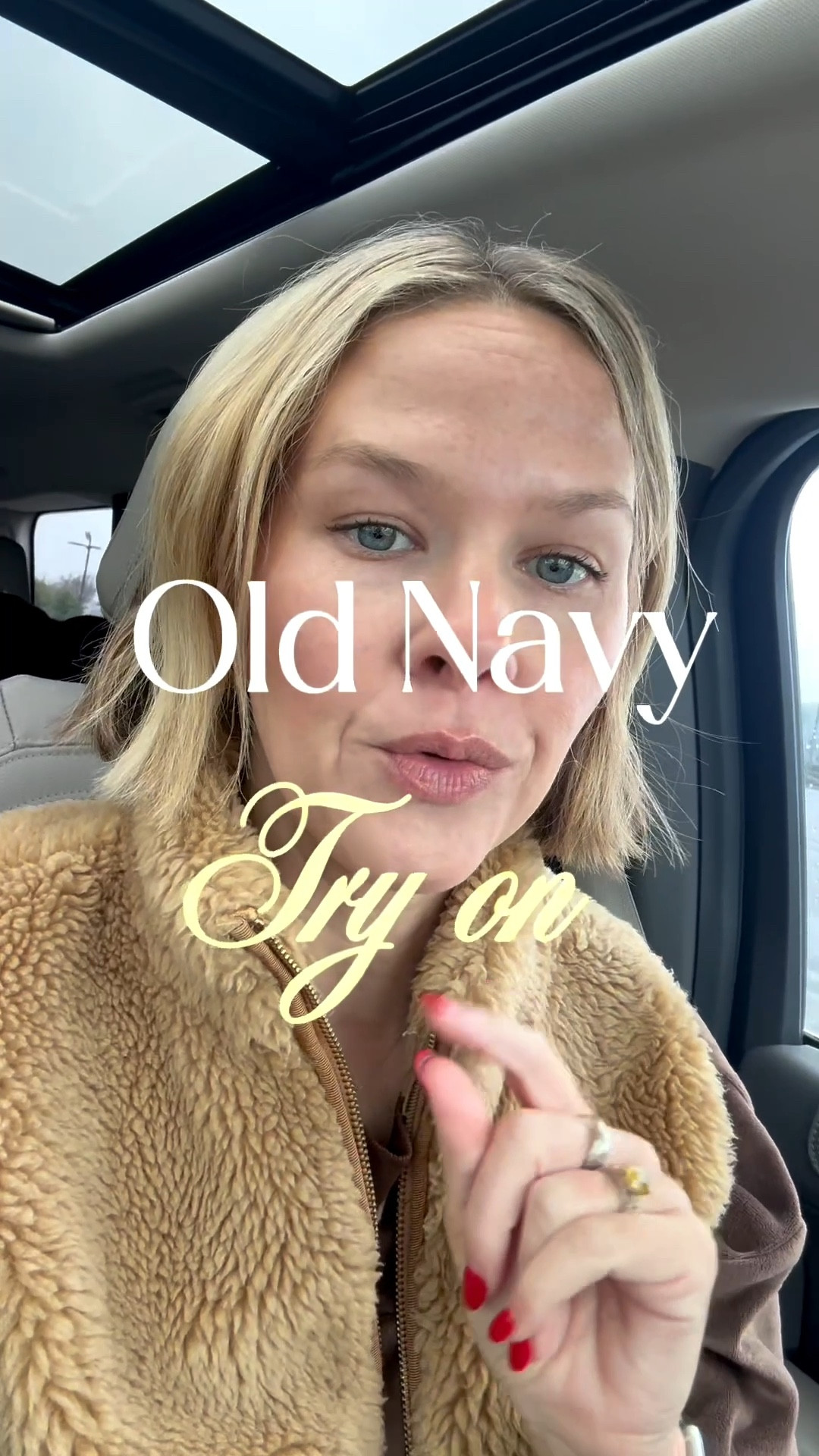 On the hunt for the perfect straight leg jean. Battled the old navy fitting room so you don’t have to. Let me know what I should get. 