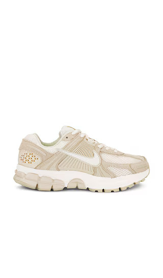 Zoom Vomero 5 Sneaker in Beach, Sail, Light Khaki, & Pale Ivory | Revolve Clothing (Global)