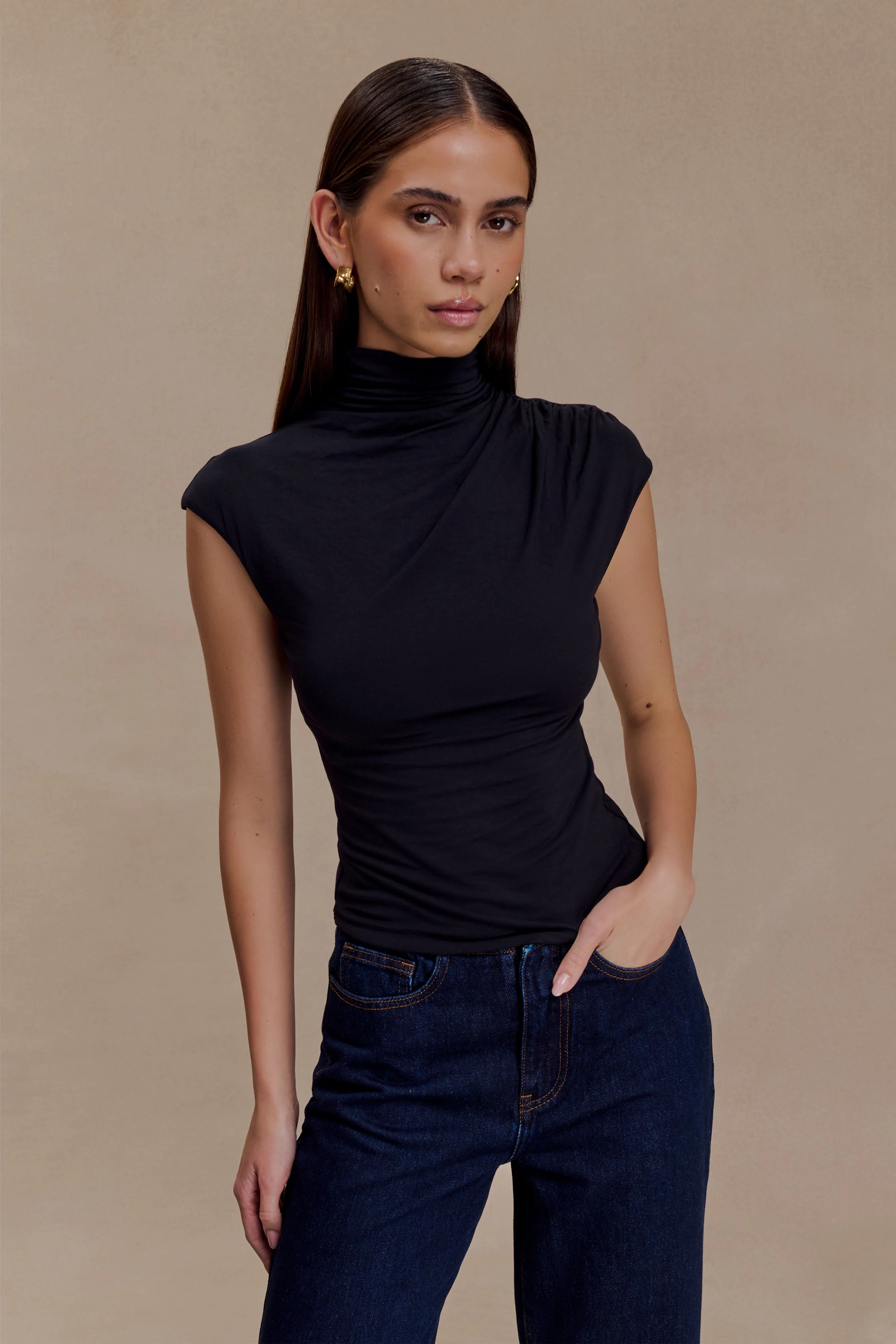 Freesia High Neck Sleeveless Top - Black | MESHKI US