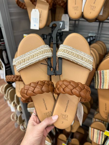 New sandals at @walmart @walmartfashion

#WalmartPartner
#WalmartFashion

#LTKfindsunder50 #LTKshoecrush