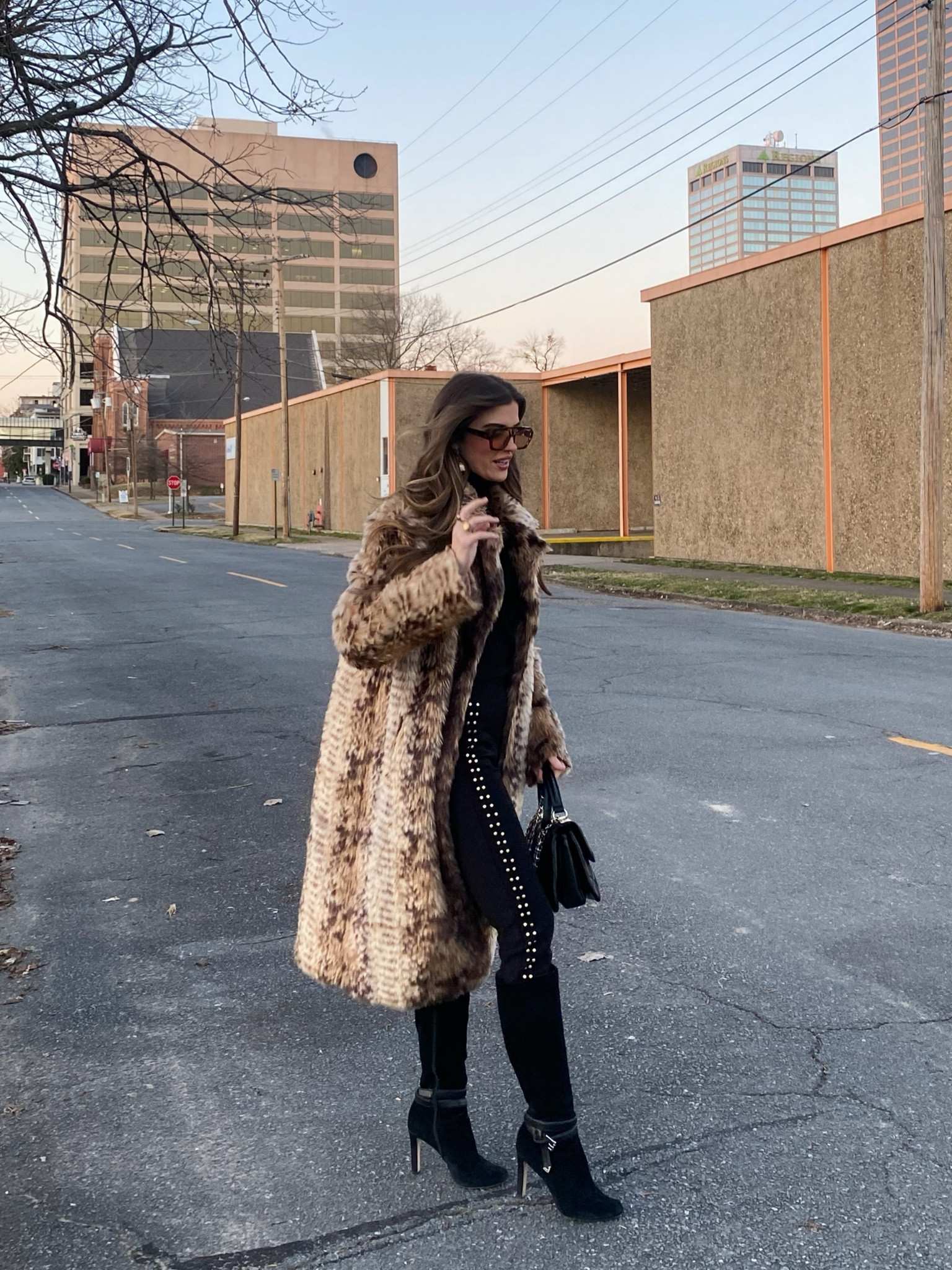 Saturday night concert with my momma 🖤

(Excuse the face I’m making lol) 

#LTKSaleAlert #LTKSeasonal #LTKFindsUnder50