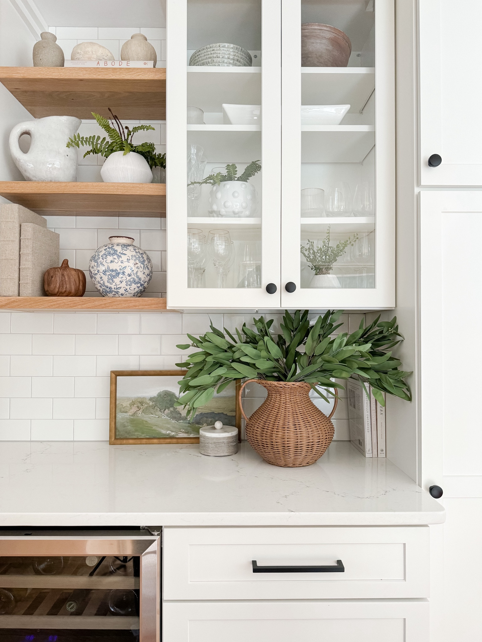 Fall Breakfast Nook

Fall Home Decor  Fall Home  Fall decor  Fall furniture  Autumn home  Autumn decor  Autumn Furniture  Home inspo  Seasonal decor  Seasonal home inspo  fall leaves  sherricalnan  sherricalnanhome

#LTKHome #LTKStyleTip #LTKFindsUnder50