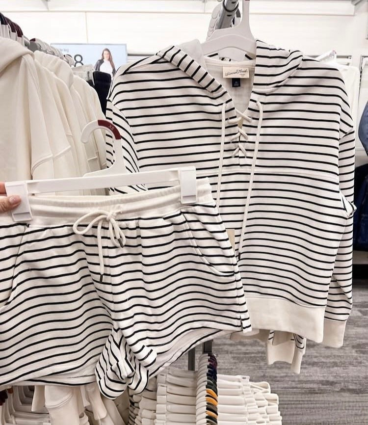  🤍This striped set is perfect for lounging and errands. Such a good find—linking it now!

#LTKValentine #LTKMidsize #LTKActive