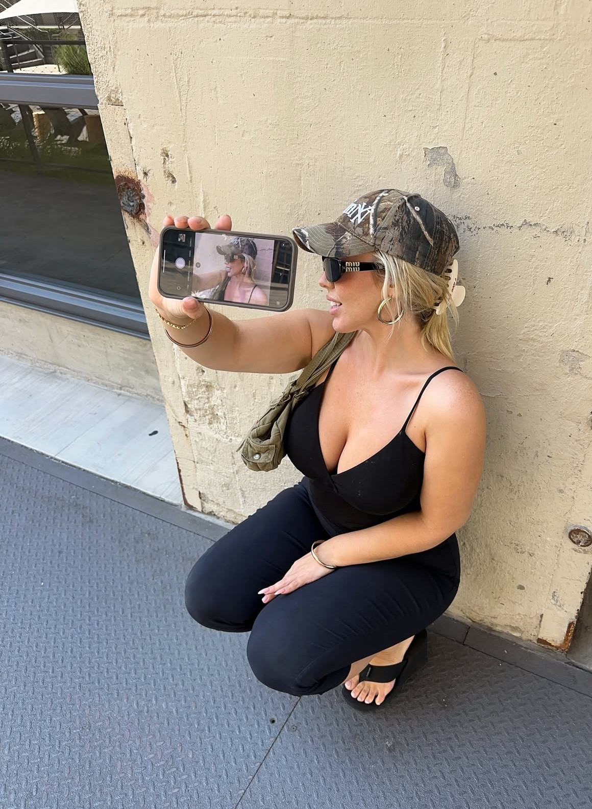 Back like I never left 

Casual outfit, capri pants, summer outfit

#LTKMidsize #LTKSeasonal #LTKStyleTip