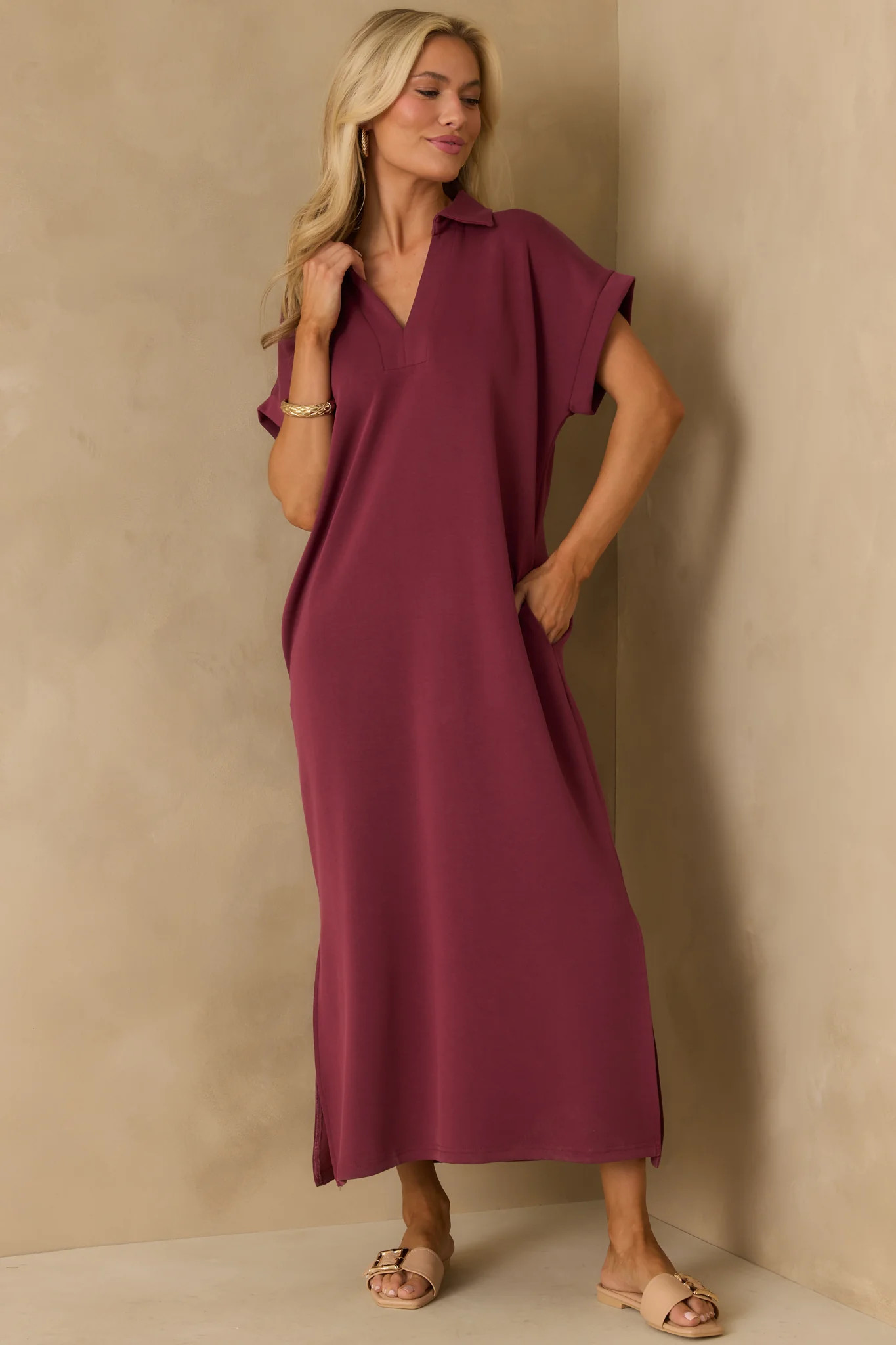 Made The Right Call Burgundy Collared Midi T-Shirt Dress | Red Dress