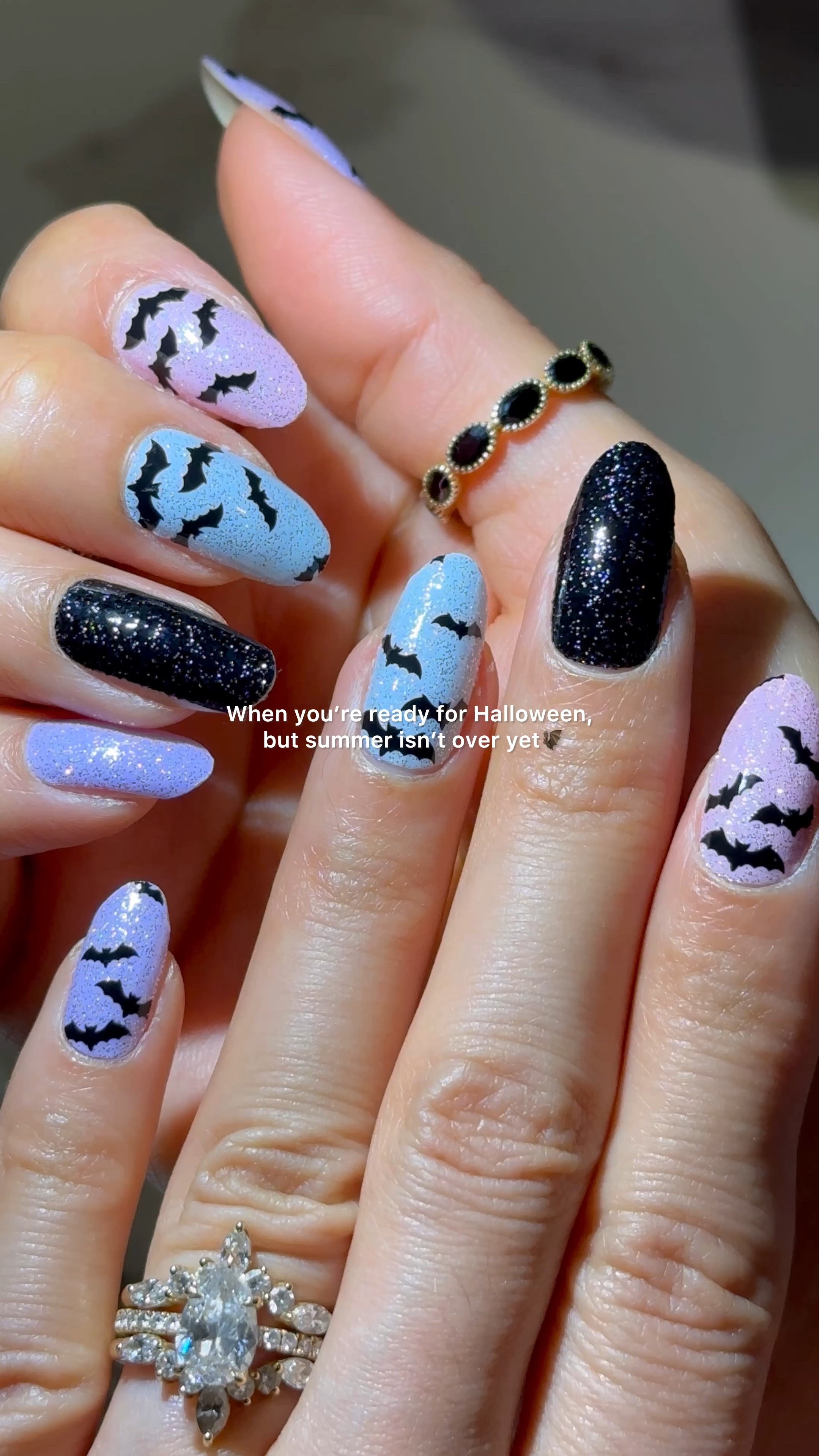 Halloween nails🦇

#LTKstyletip #LTKfindsunder50 #LTKbeauty
