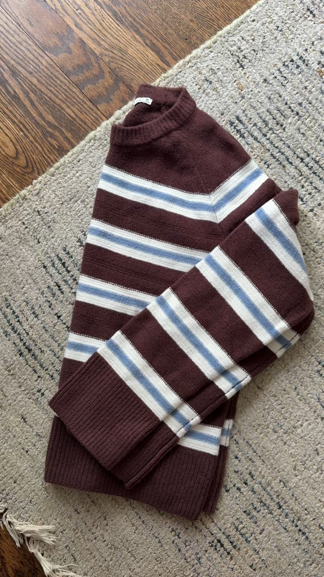 A cozy crewneck on sale for $52! I sized up to a medium for an oversized fit. Lots of color combos.

#LTKmomlife #LTKSaleAlert #LTKootd
