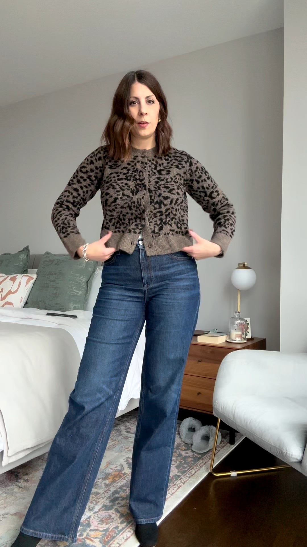 Style Over 40 | Warm and Stylish
When Chicago hits -5 outside I don’t sacrifice style for warmth.  Instead I put on the warmest sweater and bundle up.  My cropped leopard print sweater is on full repeat this January shop my look HAND
#styleover40 #WomenOver40Style #MidlifeStyle #Over40Fashion #ChicAtAnyAge #EffortlessStyle #ClassicStyle


#LTKootd #LTKmomlife #LTKOver40