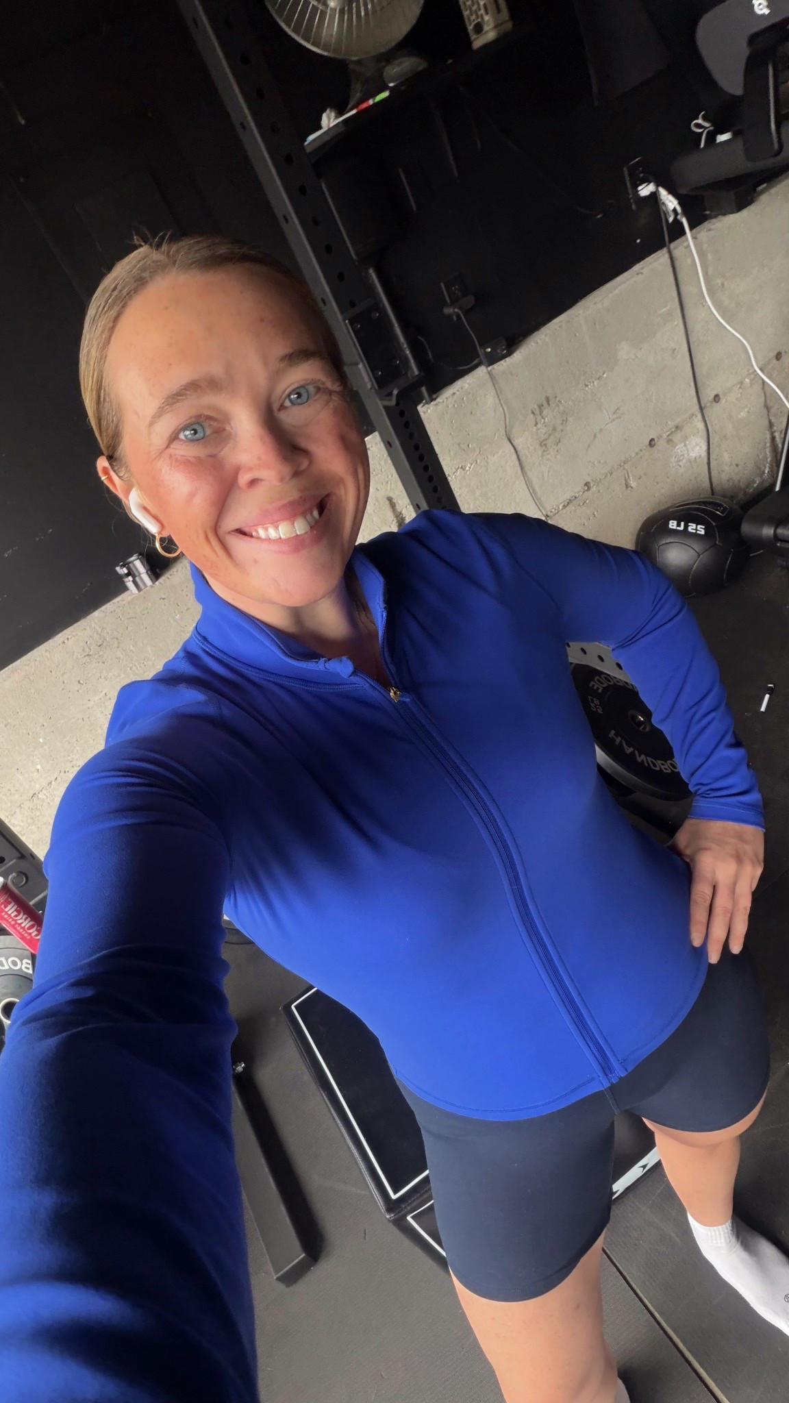 Midsize Gym Outfit of the Day 💙💪 size 10 | M\L | 5’4” 

#LTKActive #LTKMidsize #LTKfitnessgoals