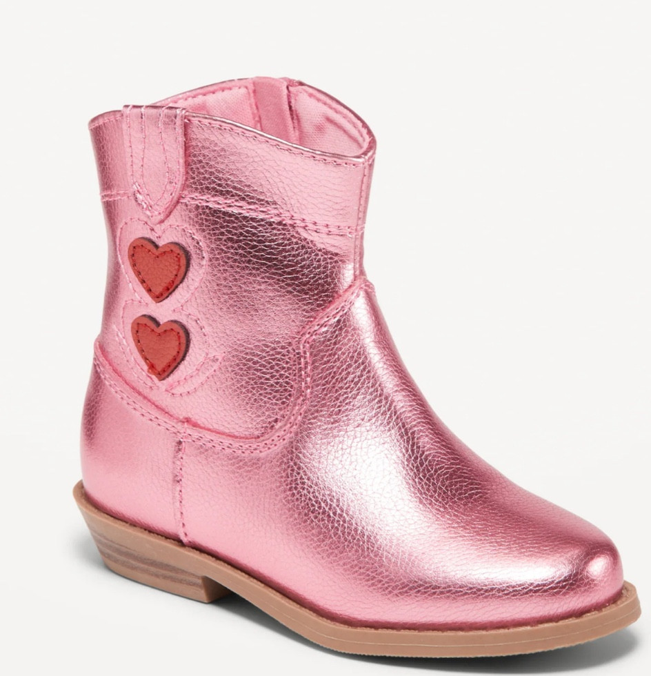 Toddler girl boots for only $13.47 😍
Only a few sizes left in stock! These would be perfect for Valentine’s Day! 

#LTKshoecrush #LTKkids #LTKsalealert