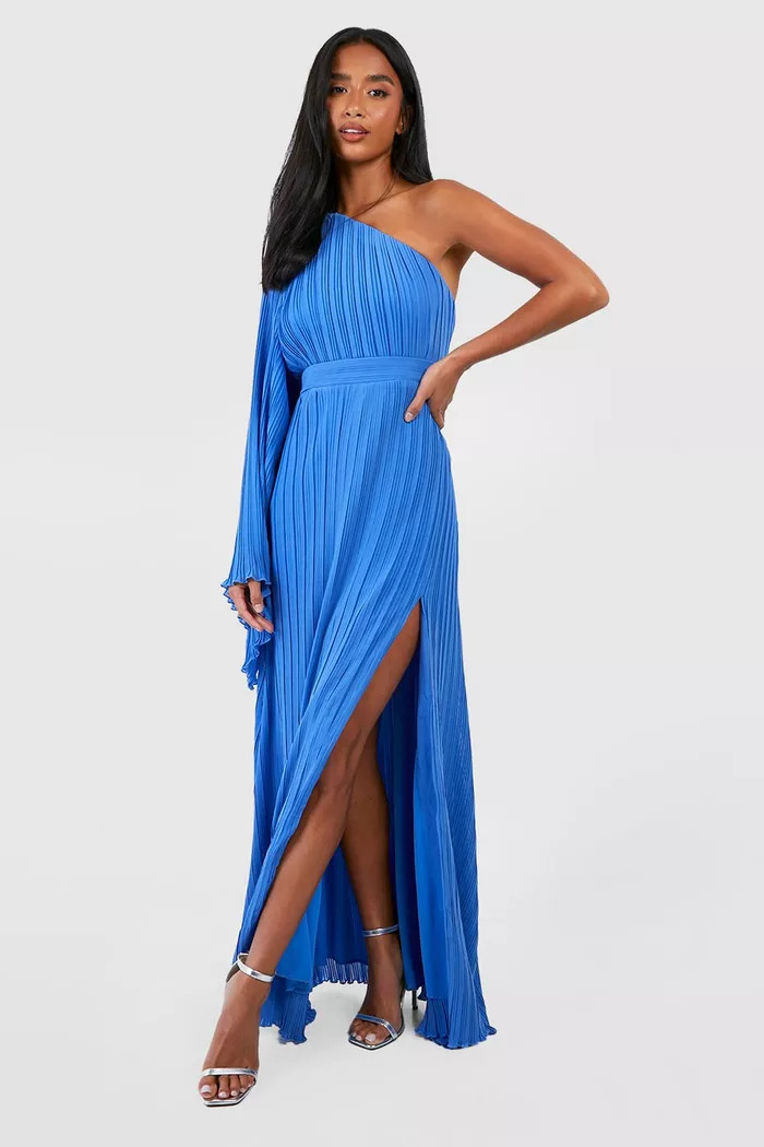 Petite Extreme Sleeve Asymmetric Maxi Dress | Boohoo.com (UK & IE)