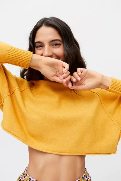 UO Kyla Cropped Turtleneck Sweater | Urban Outfitters (US and RoW)