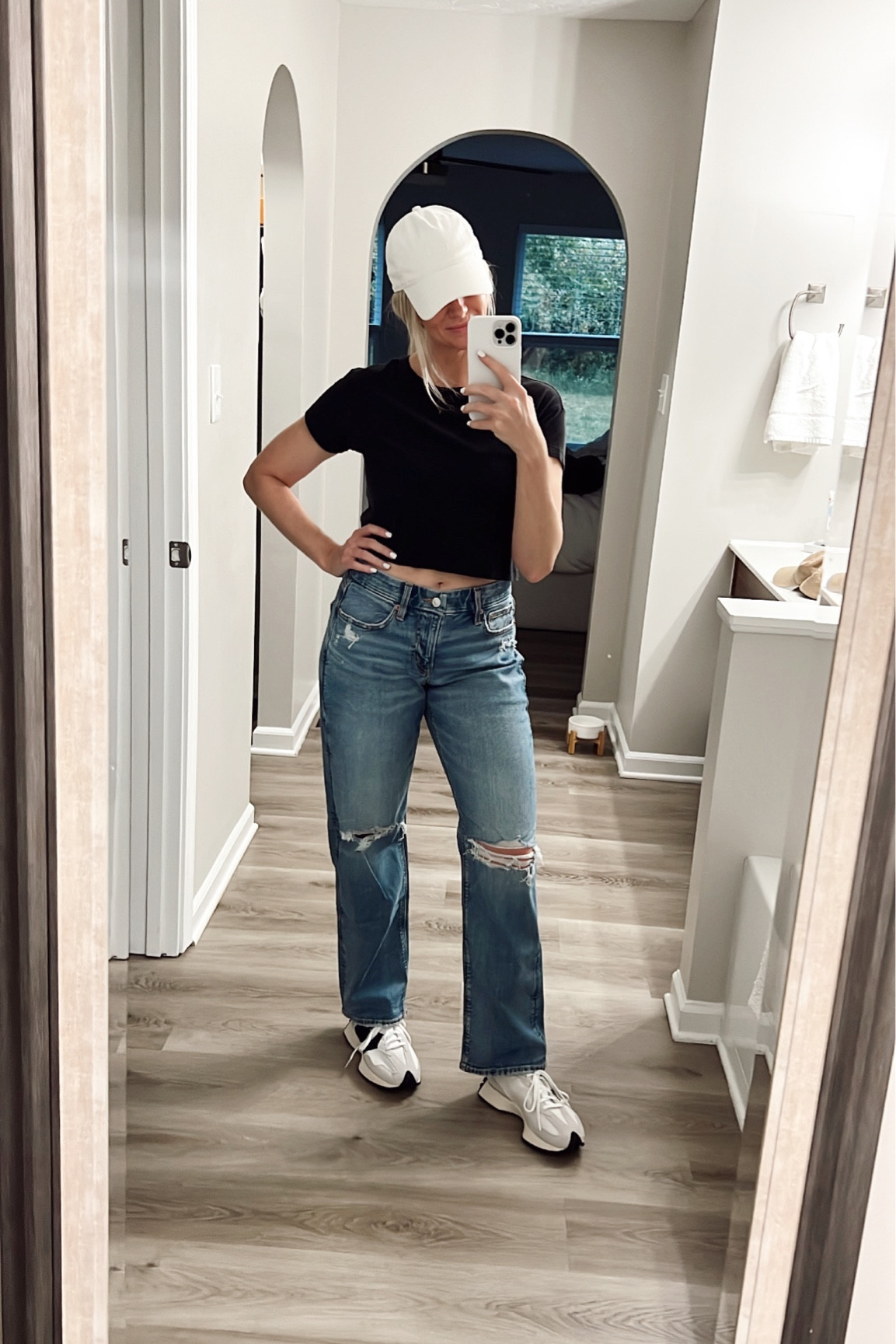 Mom jeans on sale 

Boyfriend jeans
Baggy jeans 

#LTKfindsunder50 #LTKsalealert #LTKSale