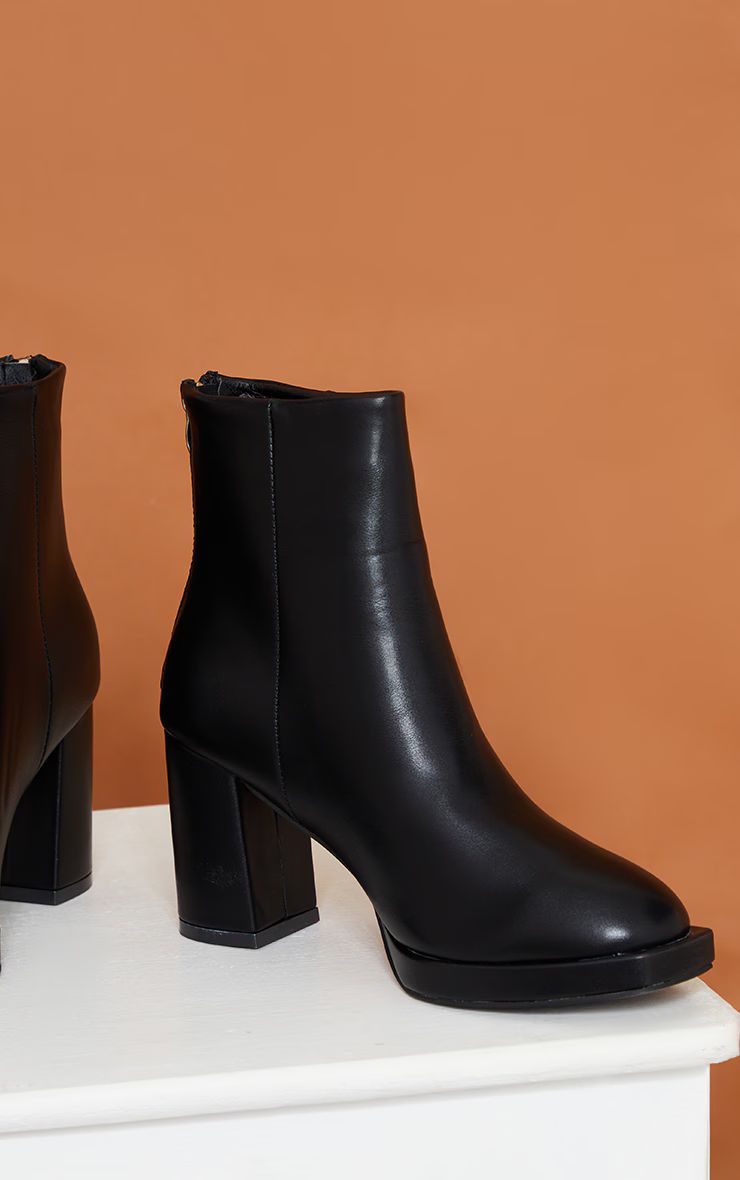 Black Slight Platform Basic Heeled Ankle Boots | PrettyLittleThing US