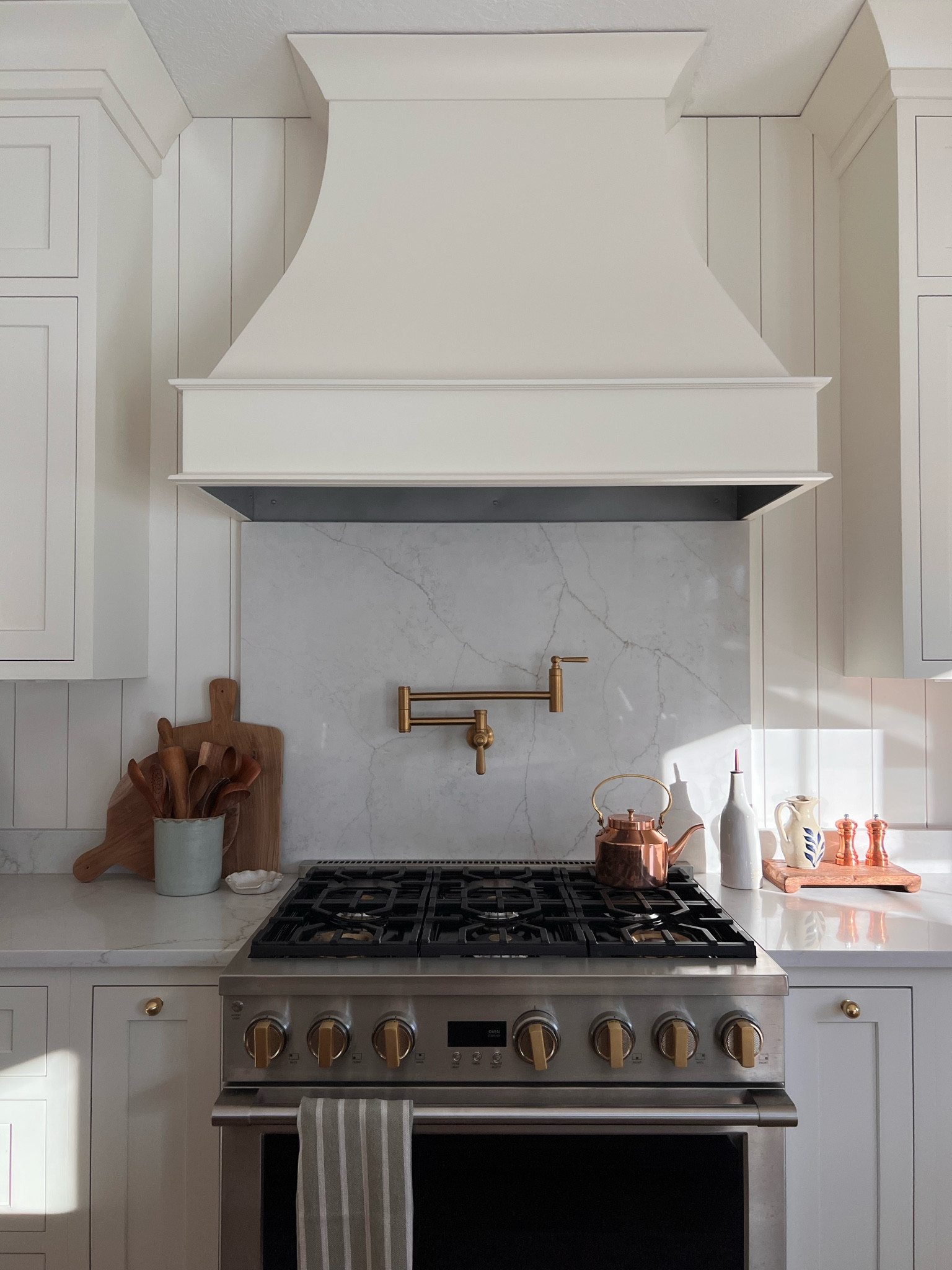 Cottage kitchen details in my home.



#LTKHome #LTKSaleAlert