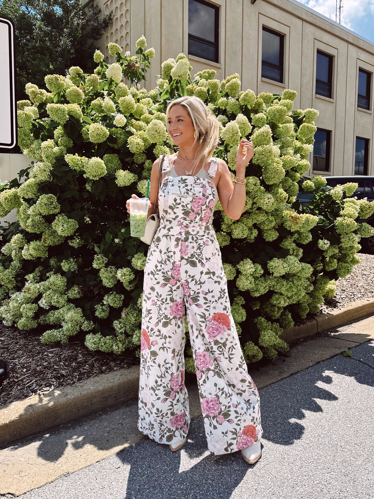 Floral overalls, size small
Crop tank is amazon, free people dupe 


#LTKstyletip #LTKunder100 #LTKFind