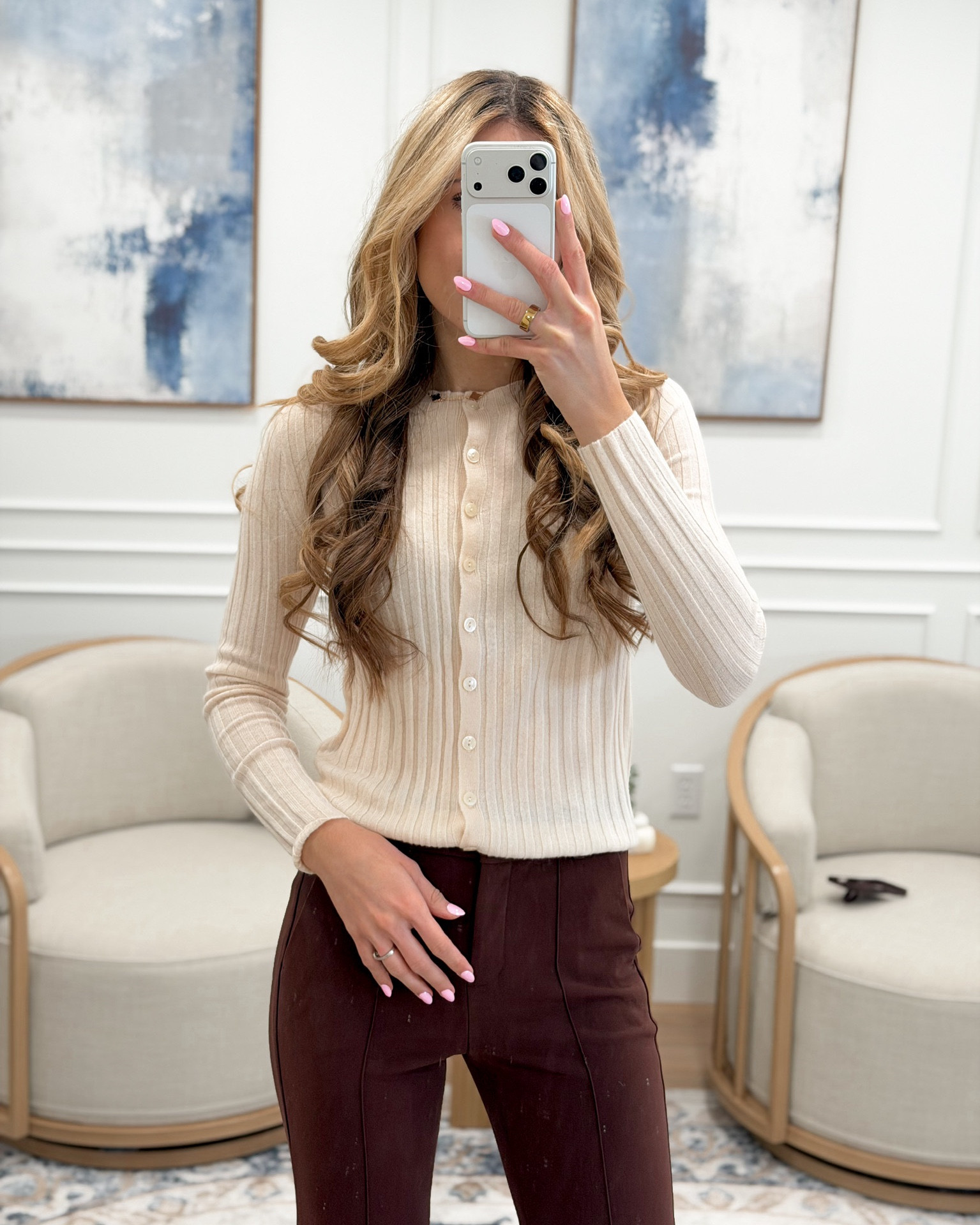 J.Crew winter staples I’m loving lately 🤎 This ribbed cardigan fits like a dream — soft, flattering, and perfect for layering. Styled with tailored pants for a polished and timeless outfit that works for office days or casual outings.


#LTKSeasonal #LTKWorkwear #LTKFindsUnder100