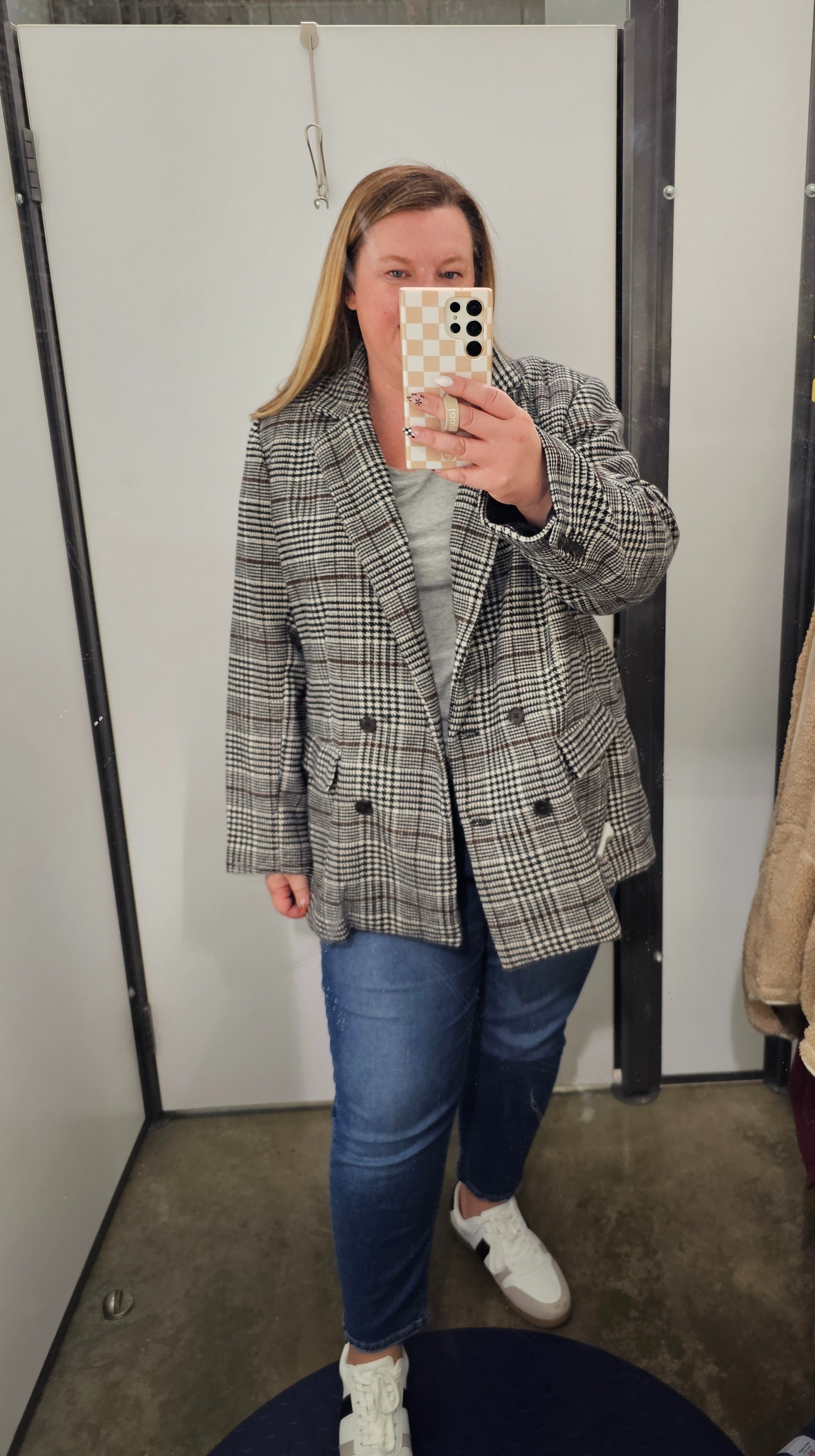 Blazer size XXL (XL also fit but was a bit tighter across the shoulders with movement)Denim size 18.

#LTKOver40 #LTKSaleAlert #LTKMidsize