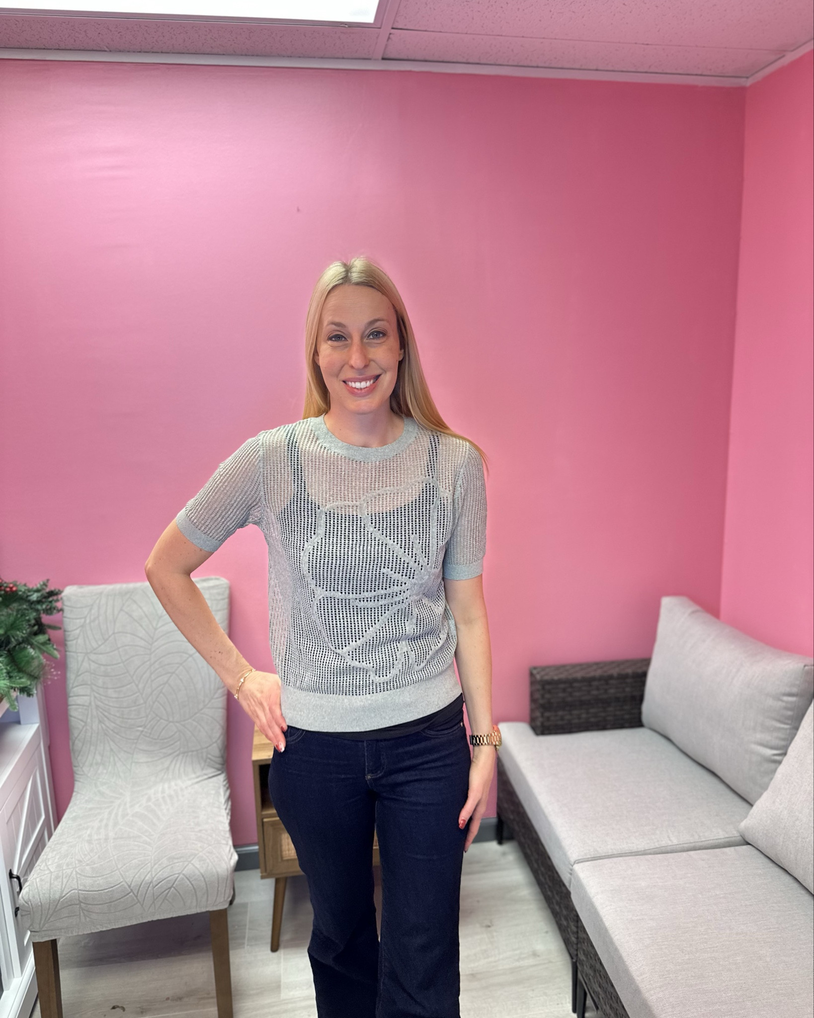 Sage green crochet top
🤍 I love the cute floral design on it
🤍it does have stretch and is so comfy
🤍 fits true to size, wearing size small and I am 5’10”


#LTKTall #LTKFindsUnder50 #LTKFindsUnder100