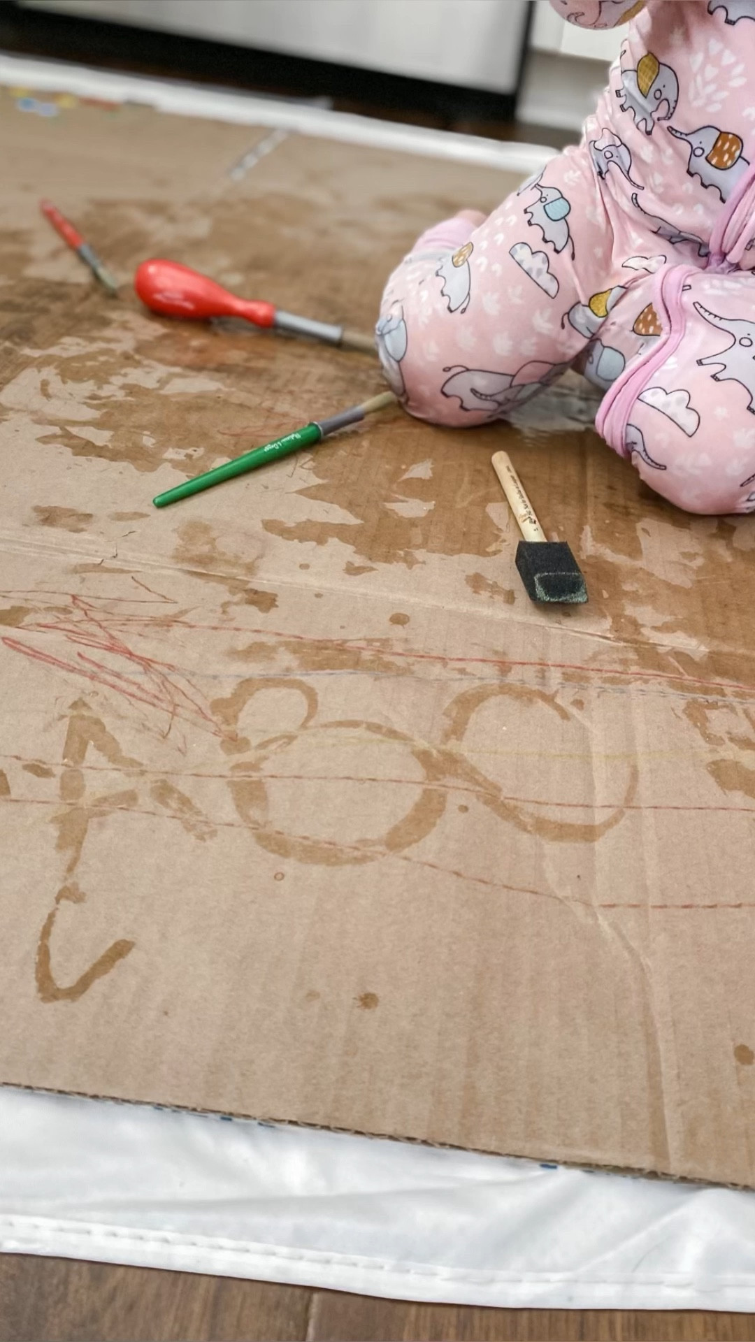 WATER PAINTING! 💦 

Painting, but hold the smock! Water painting is a huge go-to around here because water is safe, easy, and harmless. Get clothes wet? No big deal. Paintbrush ends up in mouths? No problem. Color outside the lines? Oh well!

Plus, this art mat from Amazon makes it even more stress-free. It’s saved to my Amazon Storefront in the Kids’ Activity Must-Haves section!

This is a perfect activity for rainy or cold days indoors OR warm days outside. ☀️ 

Practice letters, numbers, and shapes OR let the littles get a little crazy. 

#LTKSeasonal #LTKkids #LTKhome