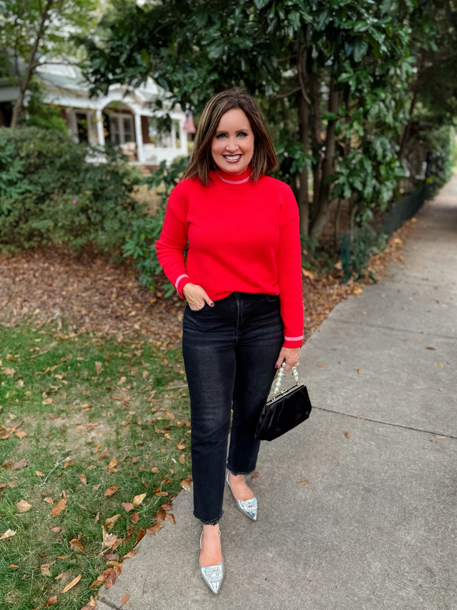 Holiday outfit 

Sweater - true to size (small)
Jeans & shoes - true to size 

Use code LAURA15 to save through 11/4

#LTKHoliday #LTKSeasonal #LTKOver40
