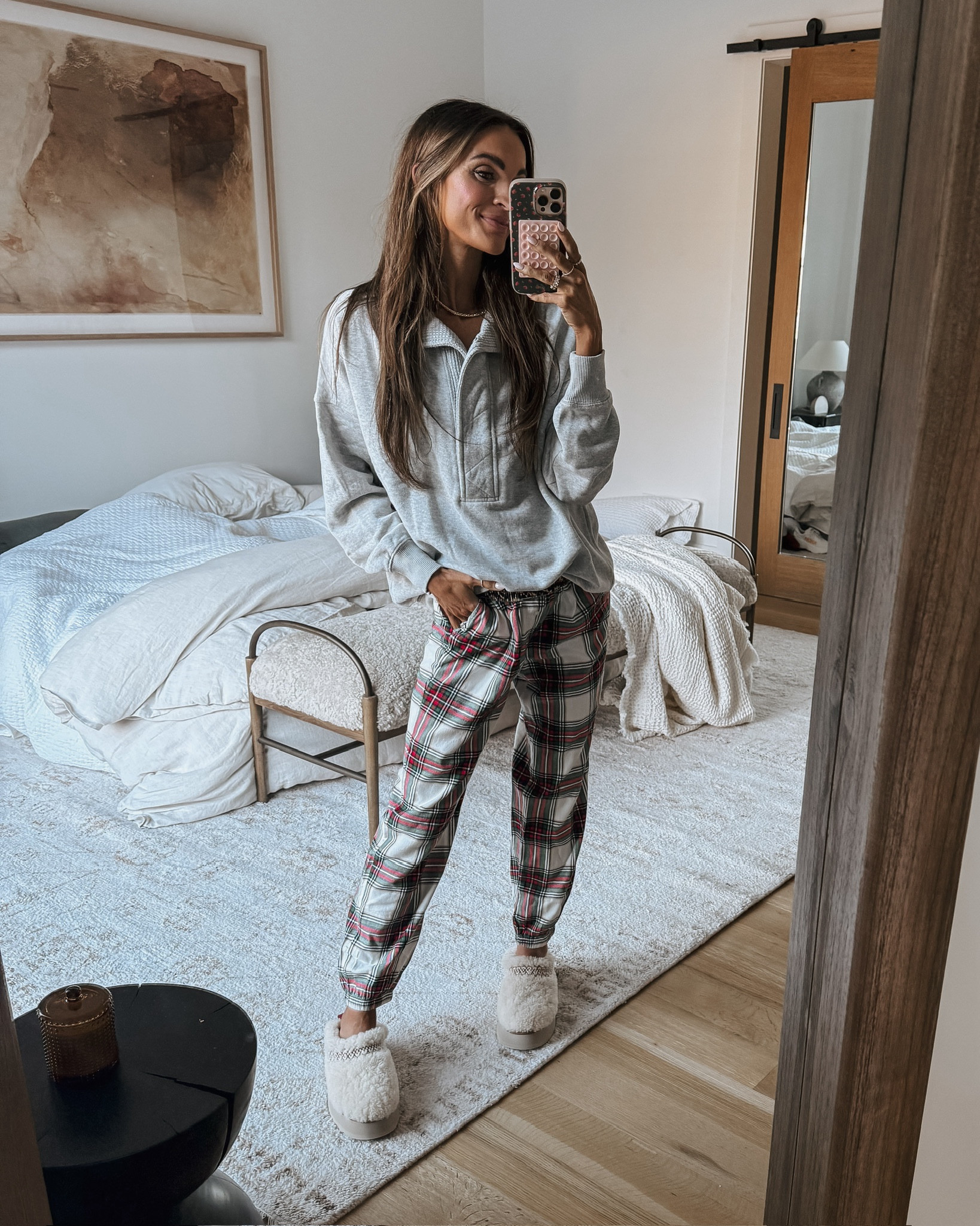 obsessed with these adorable plaid pj pants! 🙌🏻

#LTKFindsUnder50 #LTKSaleAlert