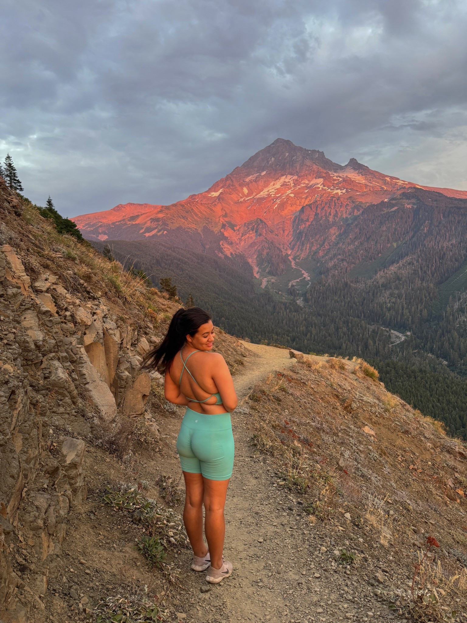 Work out, hike, set, active set, 2 piece 

#LTKSeasonal #LTKActive