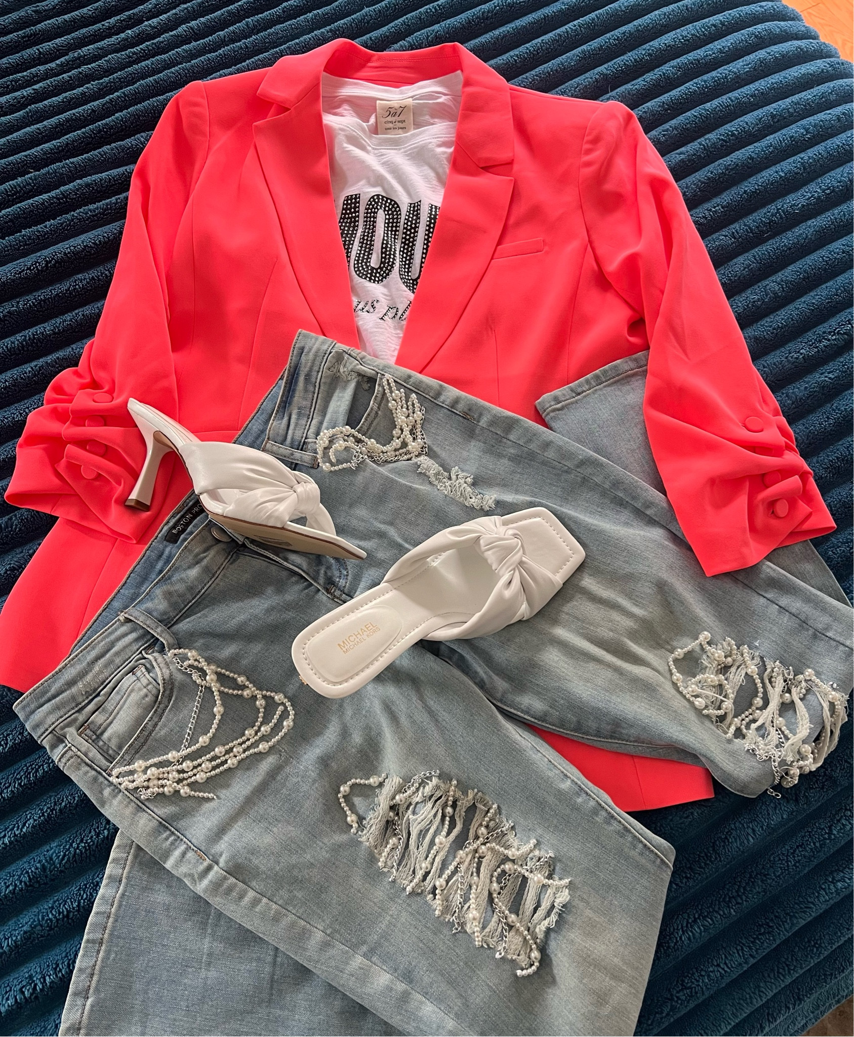 Bright colors make me happy 🧡

#LTKParties #LTKSaleAlert #LTKSeasonal