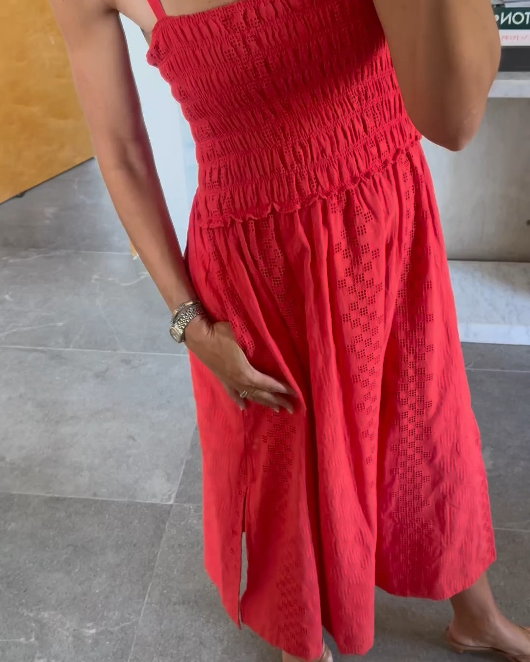 Dress in small! 
Love the smocked style ❤️❤️❤️❤️