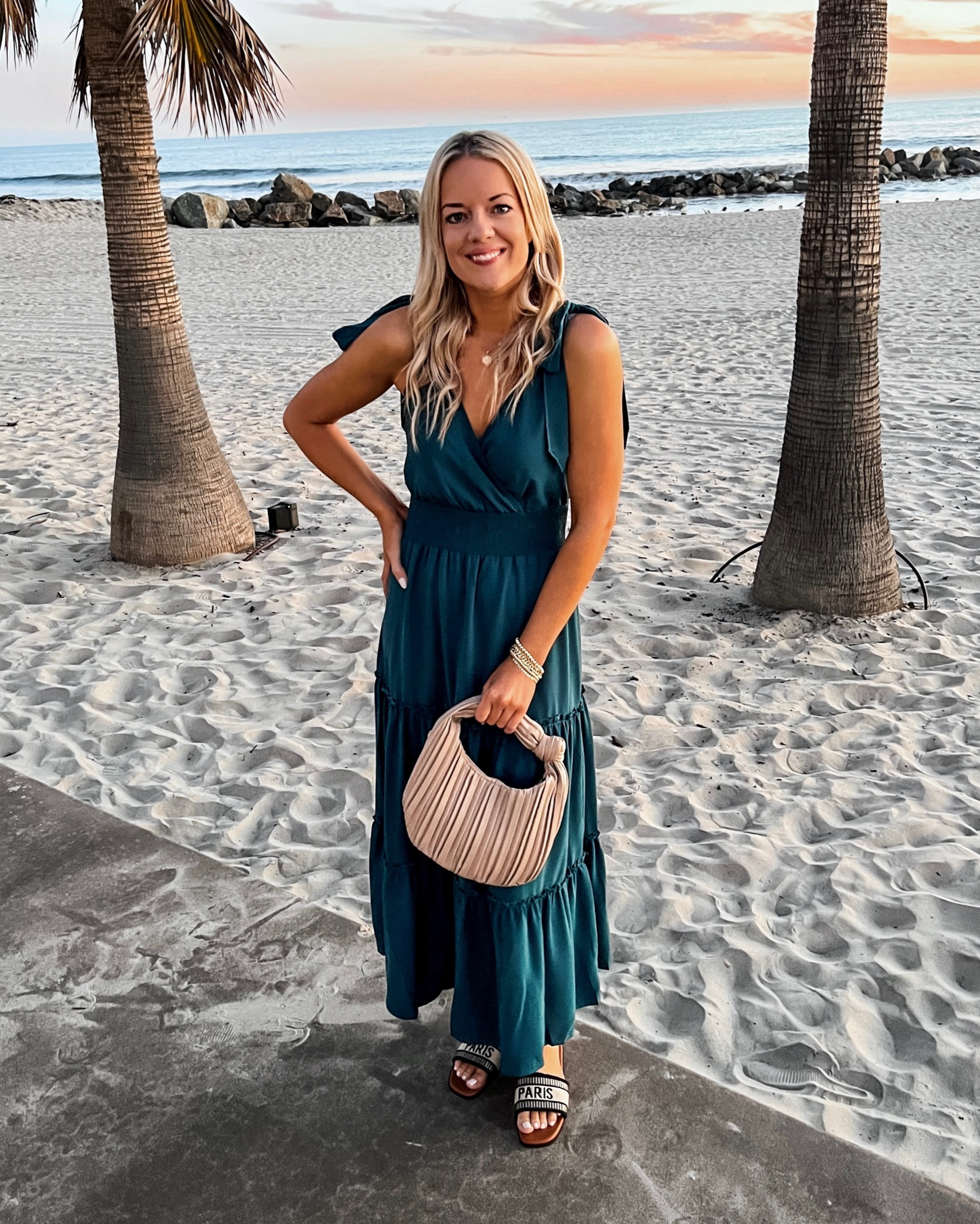 Amazon summit 2023 

#LTKSeasonal #LTKfindsunder100 #LTKfindsunder50