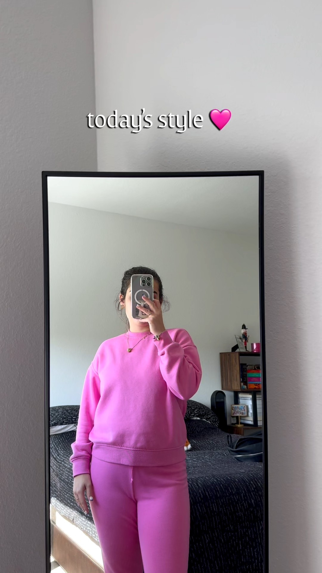 Hello girlies,

Unfortunately, my whole outfit is from stores in Spain (Primark, Tee, and Lefties). However, I added some links from H&M and Adidas that are pretty similar to my actual look. 



#LTKHoliday #LTKStyleTip #LTKSeasonal
