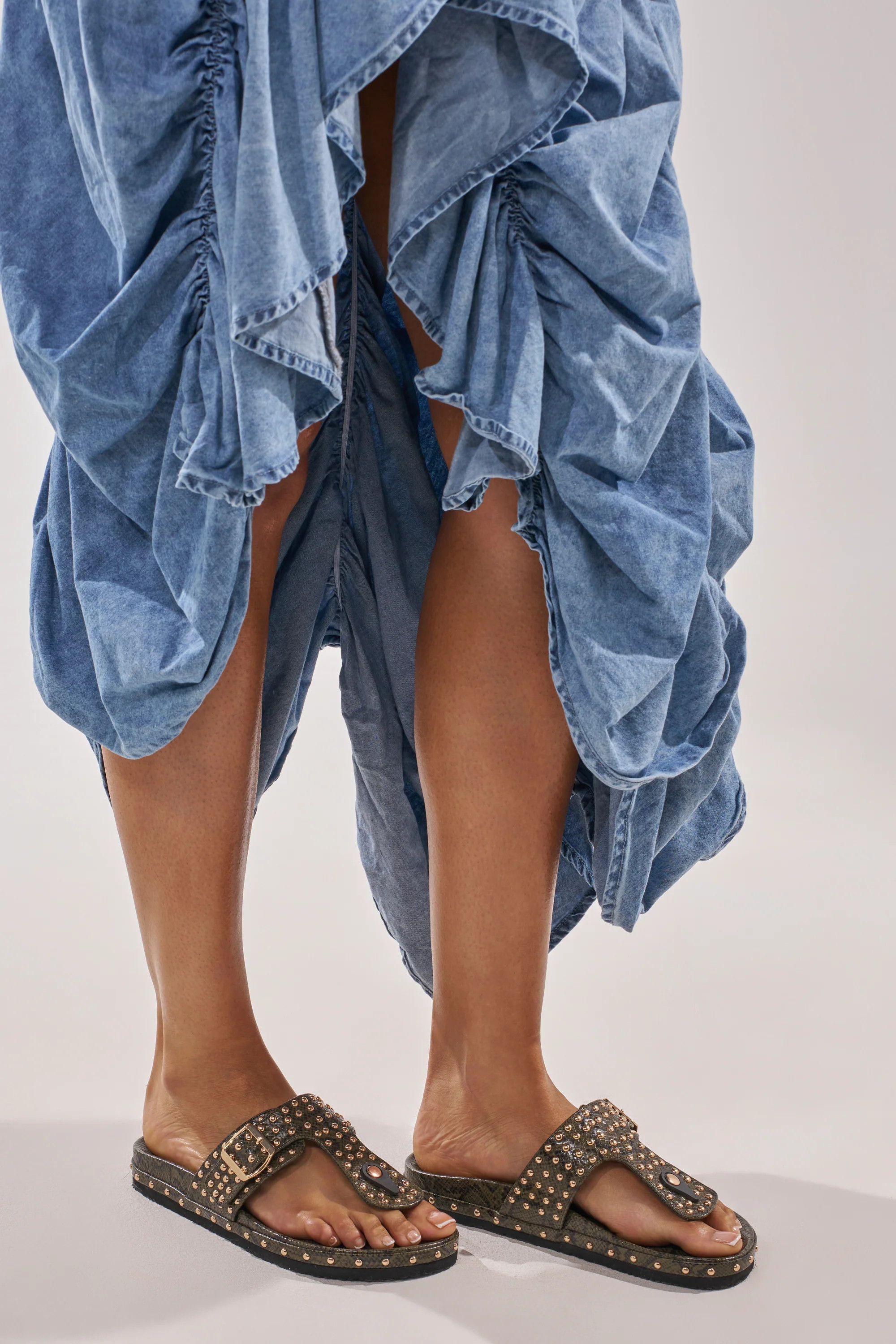 AZALEA WANG DAISY CHAIN GREEN SNAKE STUDDED FLAT SANDAL | AKIRA