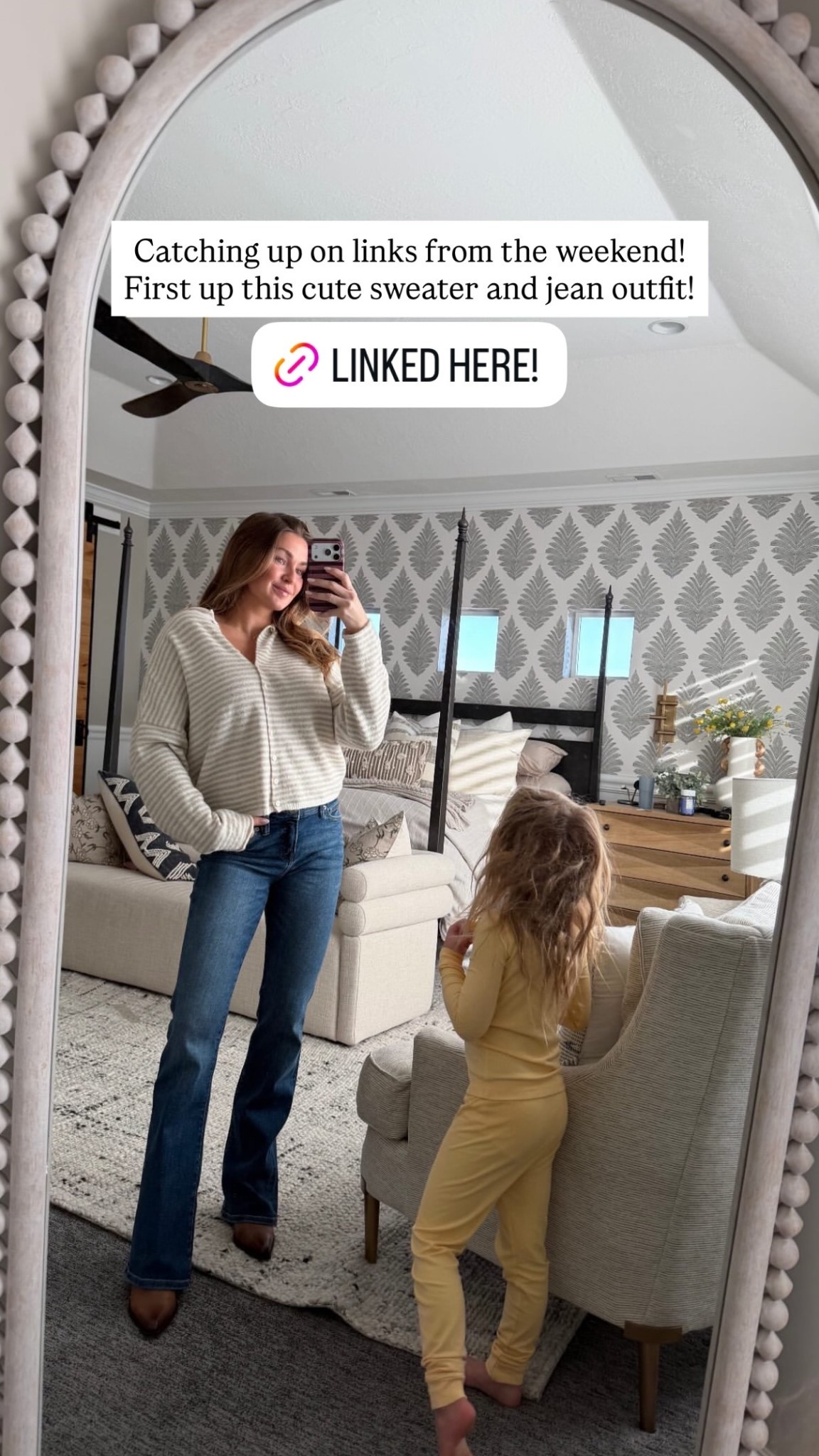 Catching up on links from the weekend! First up this cute sweater and jean outfit!