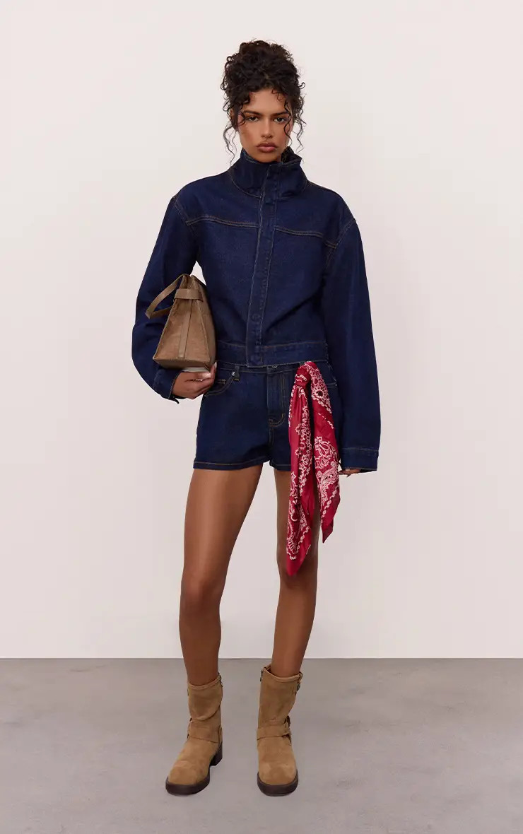 Raw Indigo Wash Polka Dot Denim Hotpants | PrettyLittleThing US