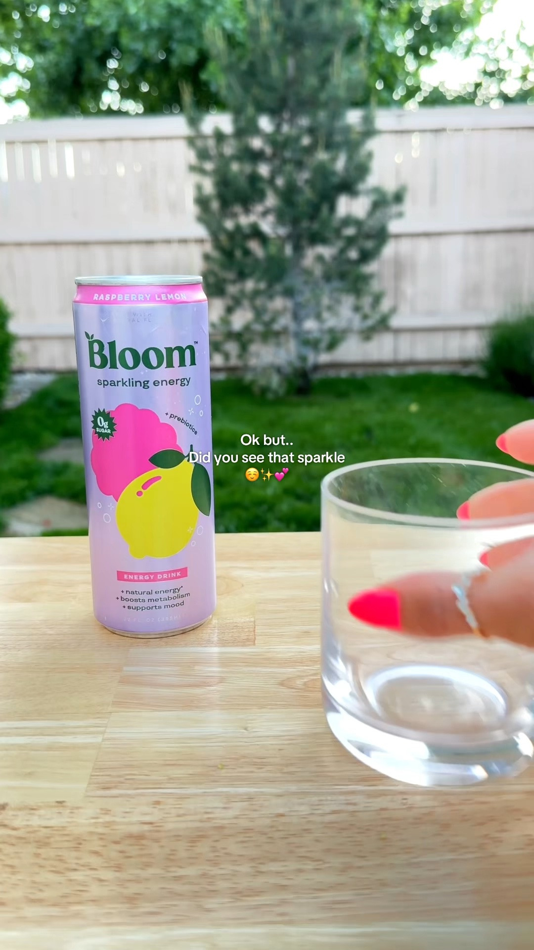 Sparkling energy drink that don't taste like it's for the bro's #bloom #energydrinks #wellness #beverages #summerdrink

#LTKSaleAlert #LTKfoodie #LTKmorningroutine