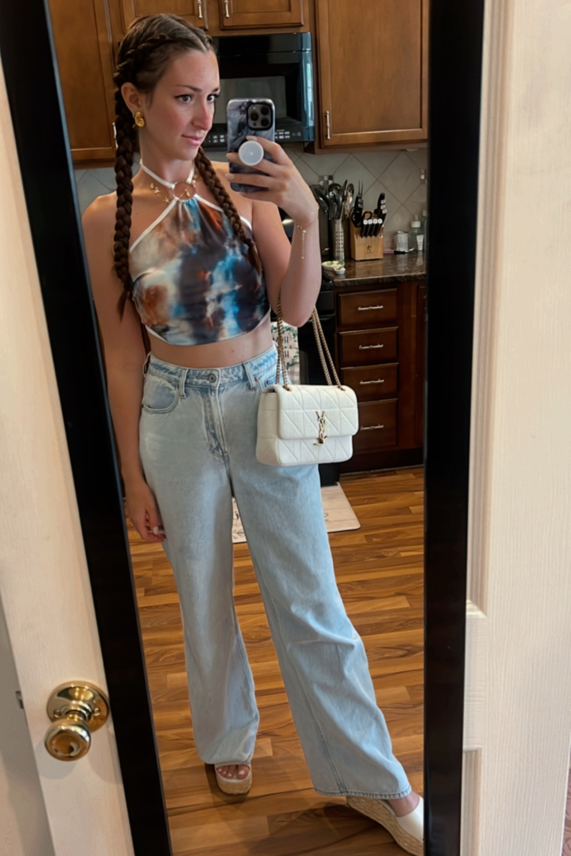 Great casual happy hour outfit 🍸 I can’t find the top it’s super old from SHEIN, so I linked similar tops below. Abercrombie jeans are sooo comfy, these are  a size 0 for reference. 

#LTKFindsUnder50 #LTKPetite #LTKSummerEdit