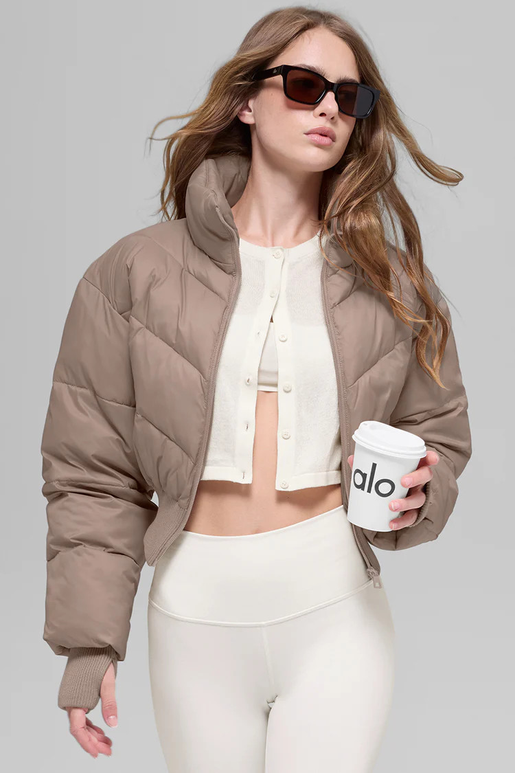 Cropped Atmosphere Puffer | Alo Yoga (US)