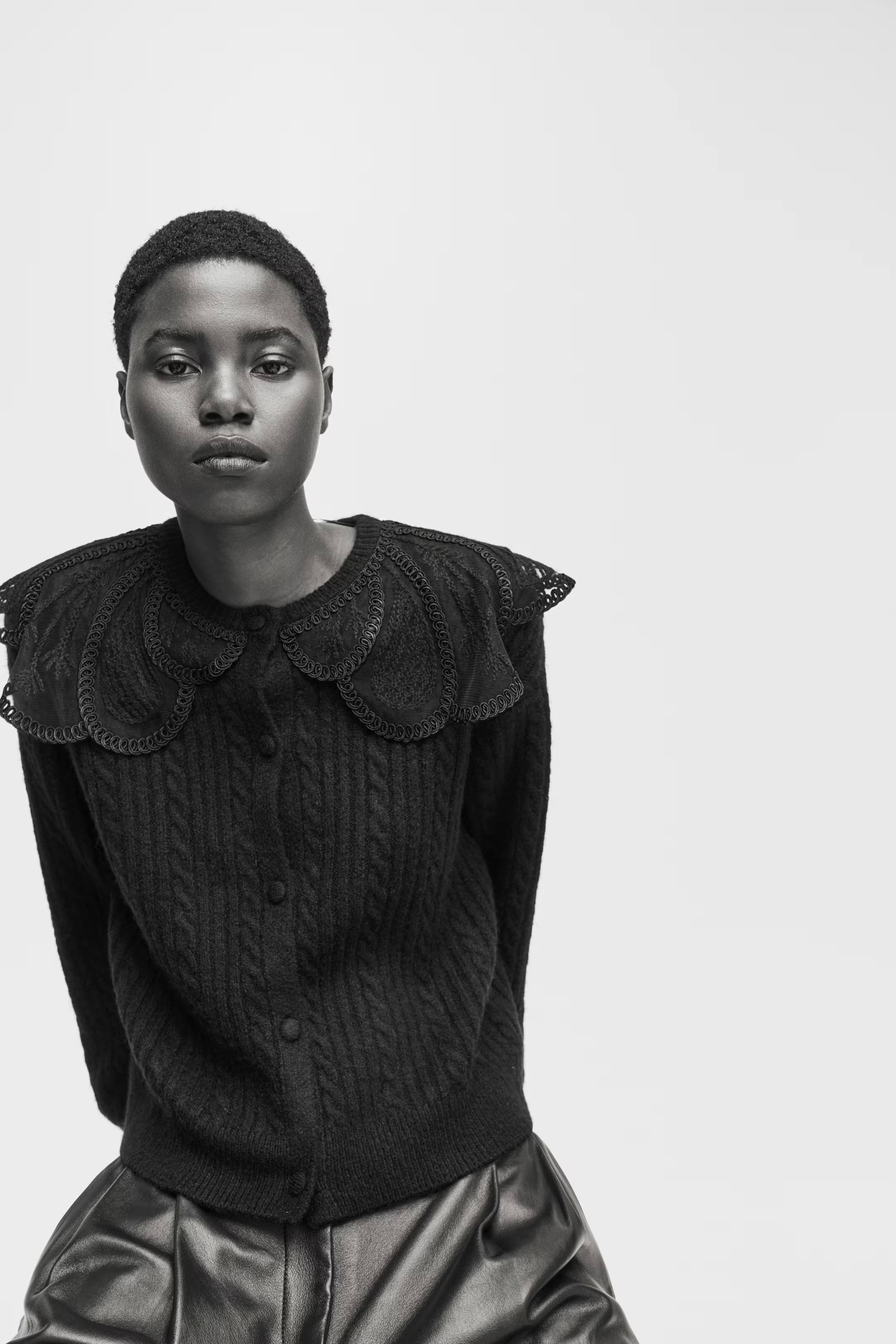 Lace-collared cardigan | H&M (UK, MY, IN, SG, PH, TW, HK)